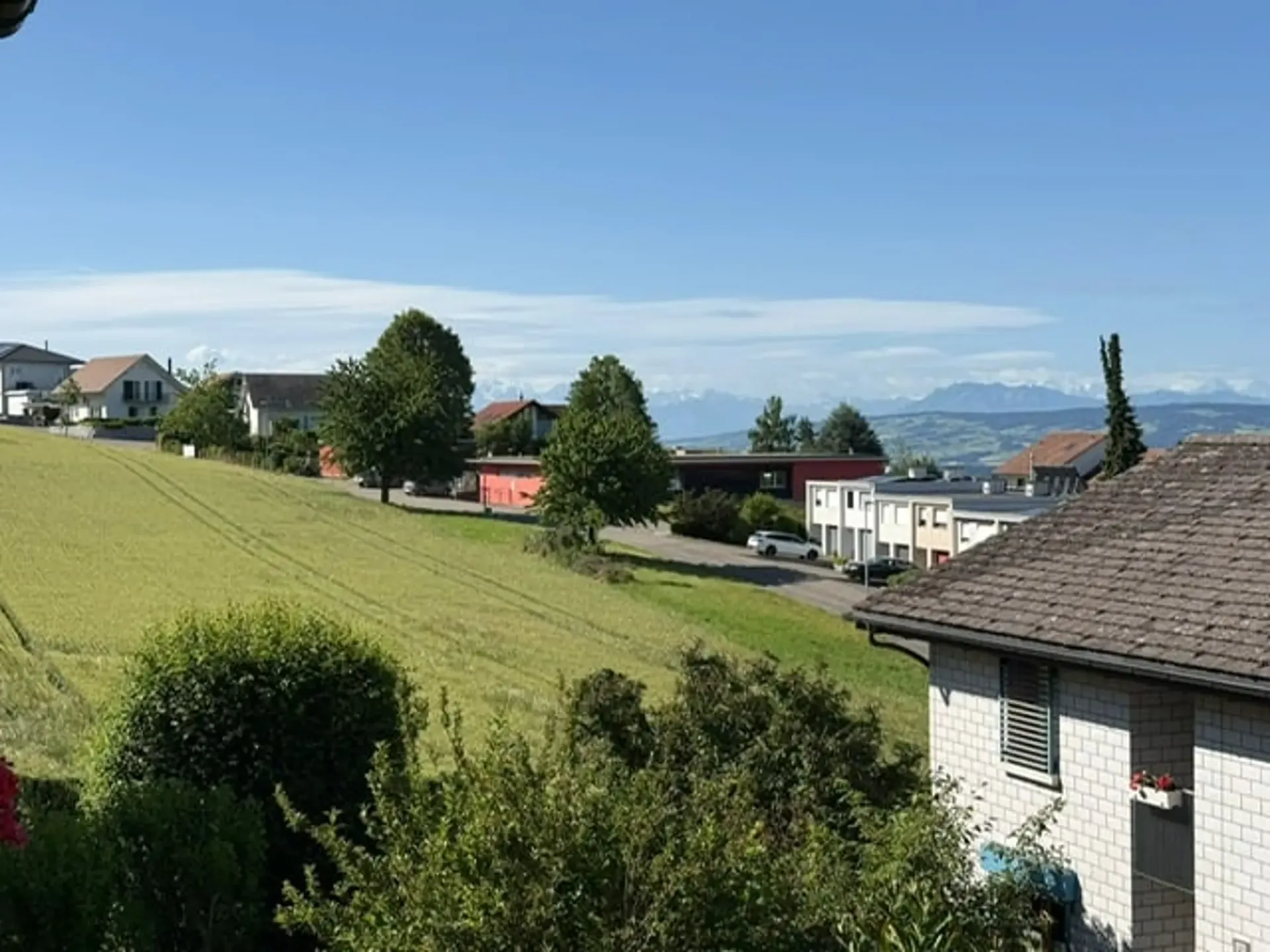 Casa a schiera di 5,5 locali con vista panoramica imprenabile in posizione tranquilla e soleggiata