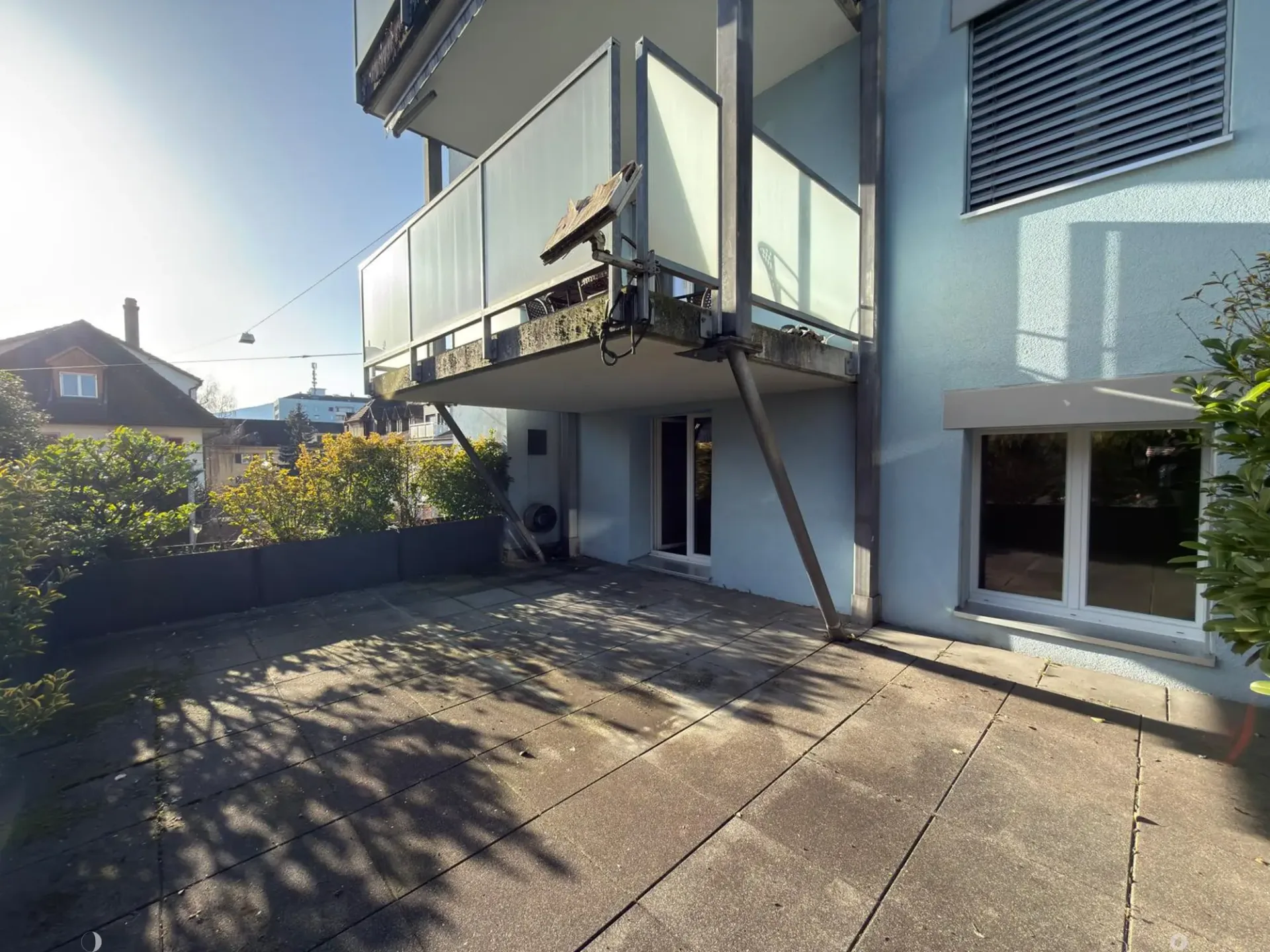 Wohnung mit 4.5 Zimmern und Terrasse