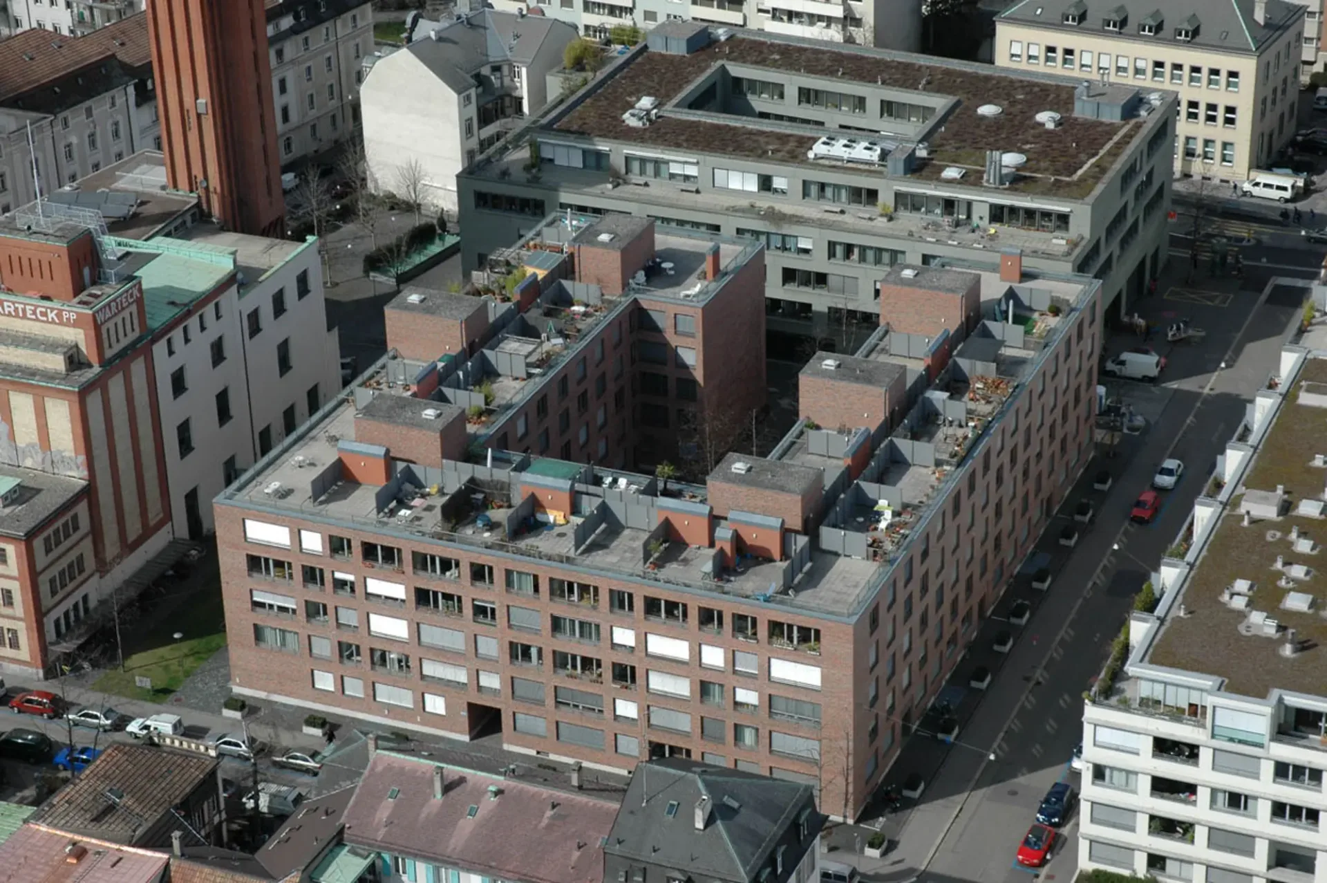 Einstellhallenplatz im Wettstein-Quartier