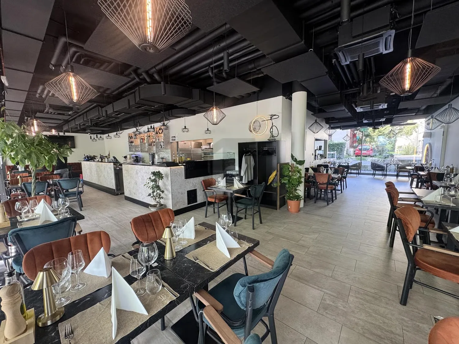 OPPORTUNITÉ AU CUR DUN QUARTIER EN PLEIN ESSOR