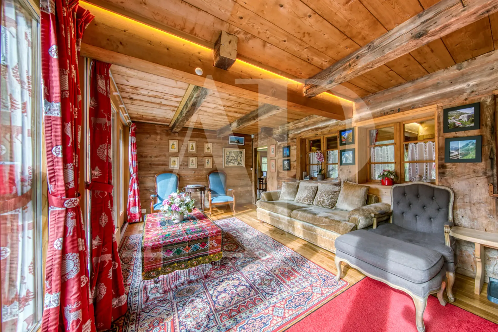 A VENDRE APPARTEMENT 5.5 PIECES  DANS UN CHALET AUTHENTIQUE