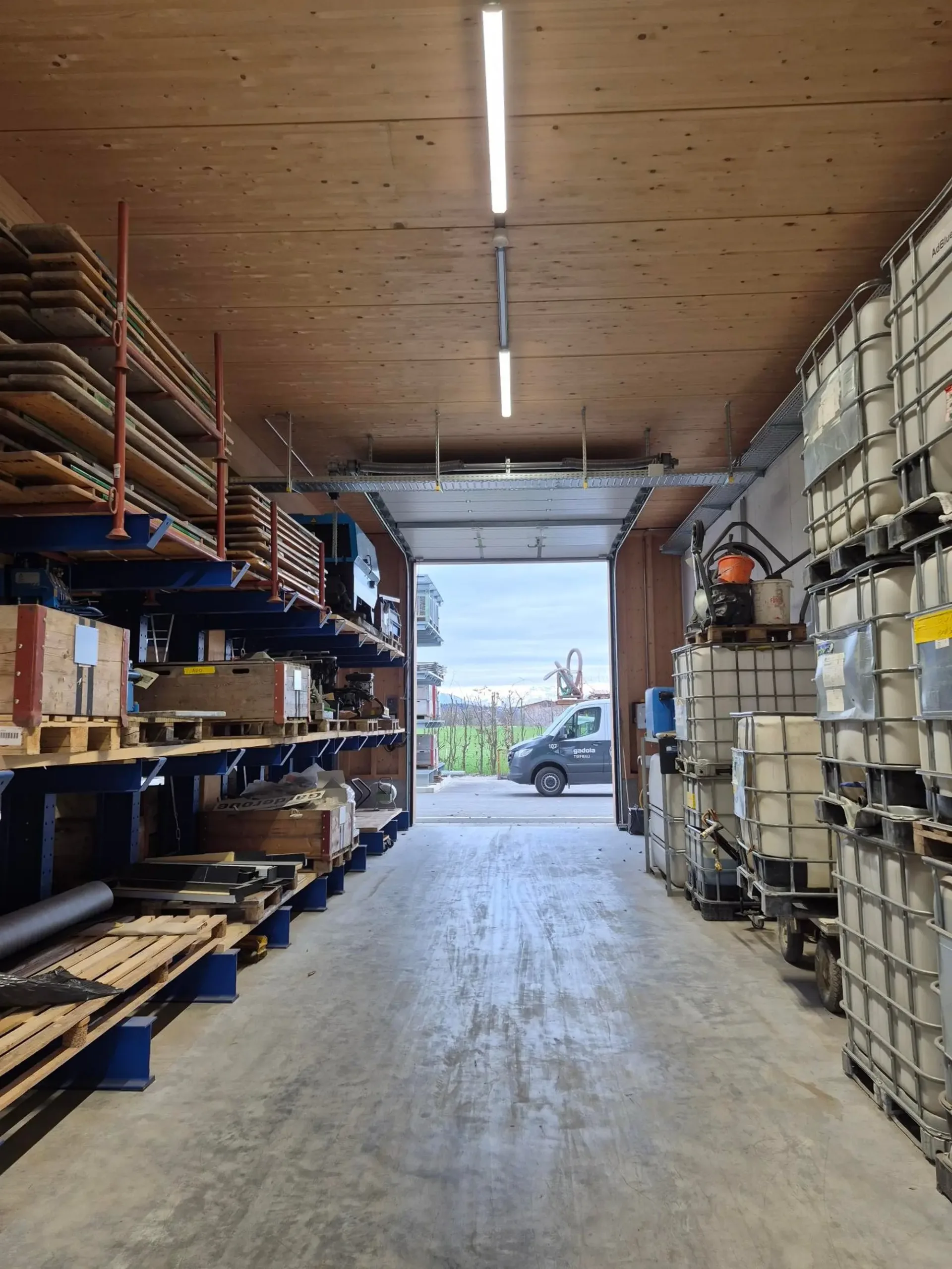Ihre Produktionsfläche im Erdgeschoss mit Büro im Neubau