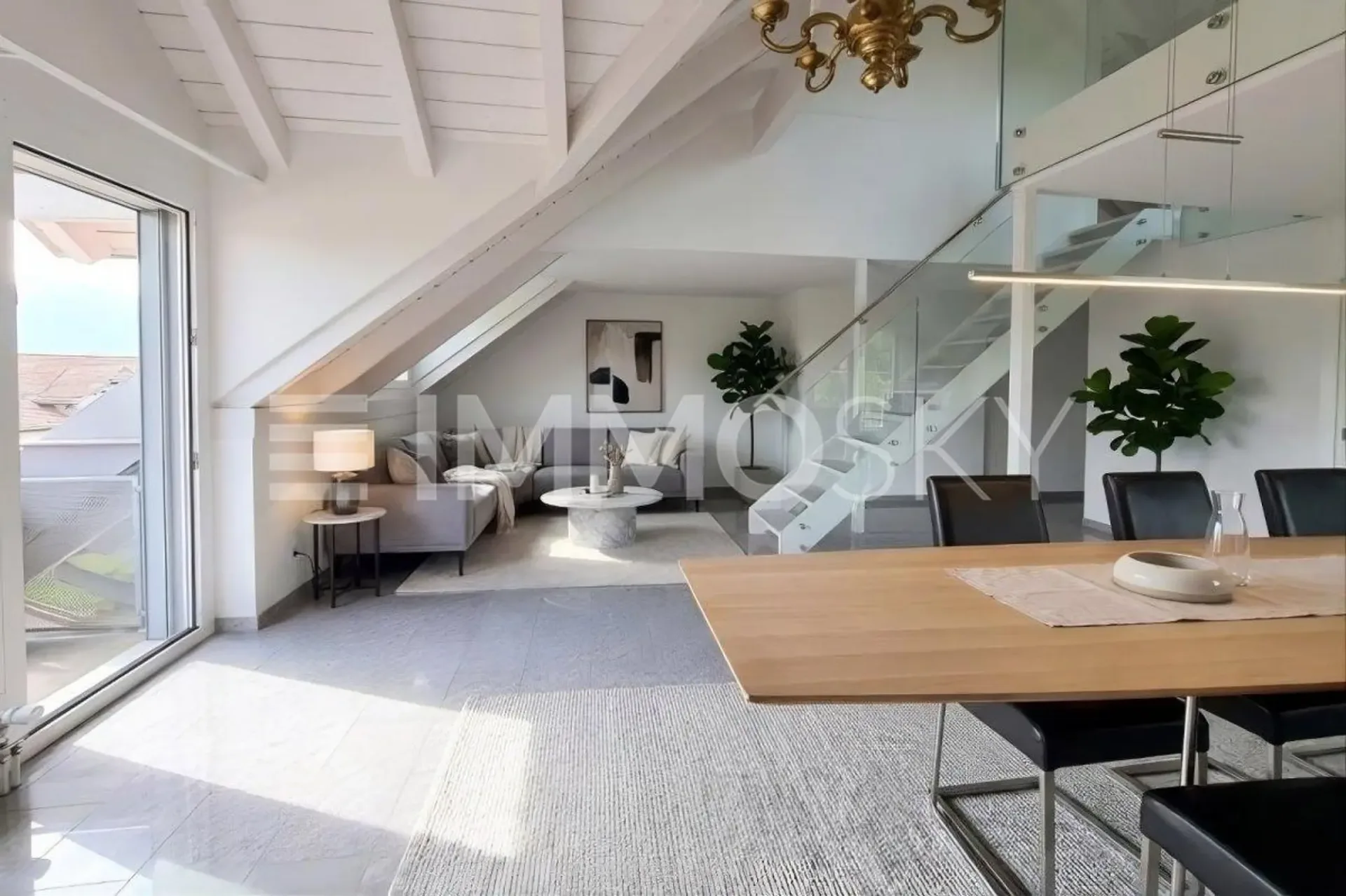 Exklusives Wohnen über den Dächern mit Galerie und Weitblick