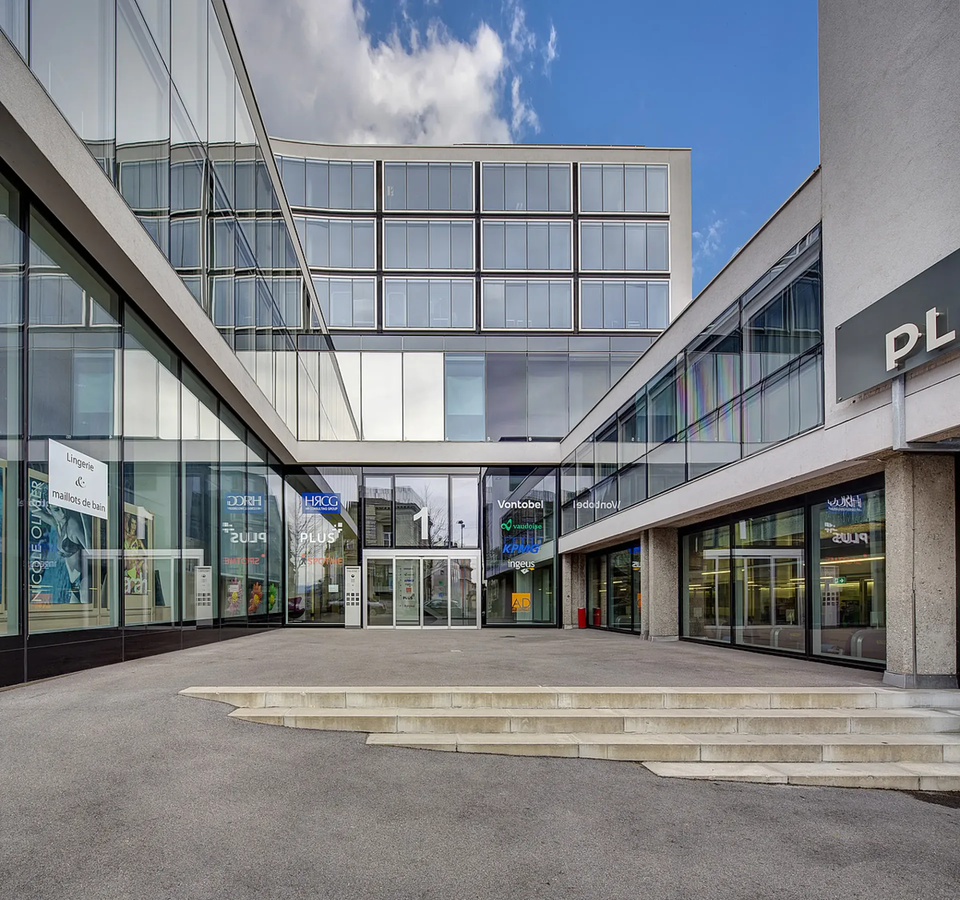 Parkplatz in der Nähe des Bahnhofs und der Innenstadt von Lausanne