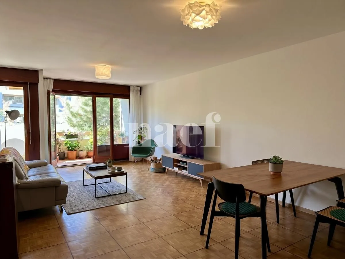 Appartement de 4 pièces avec parking intérieur à Champel