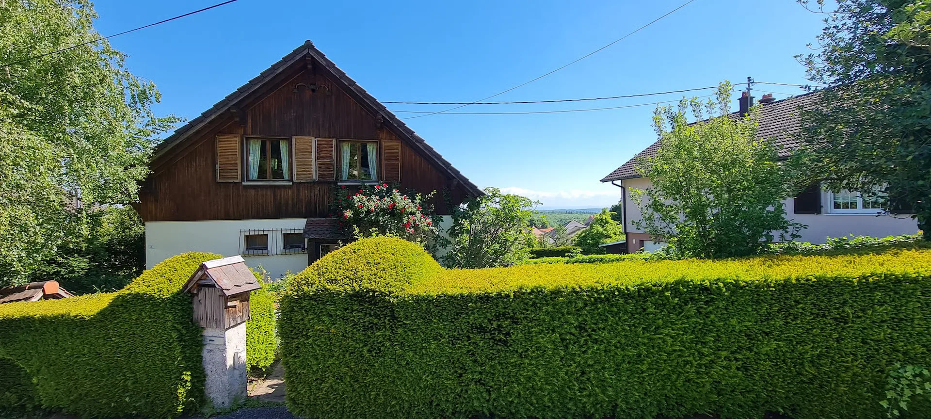 Casa con 4 camere su 11,94 are