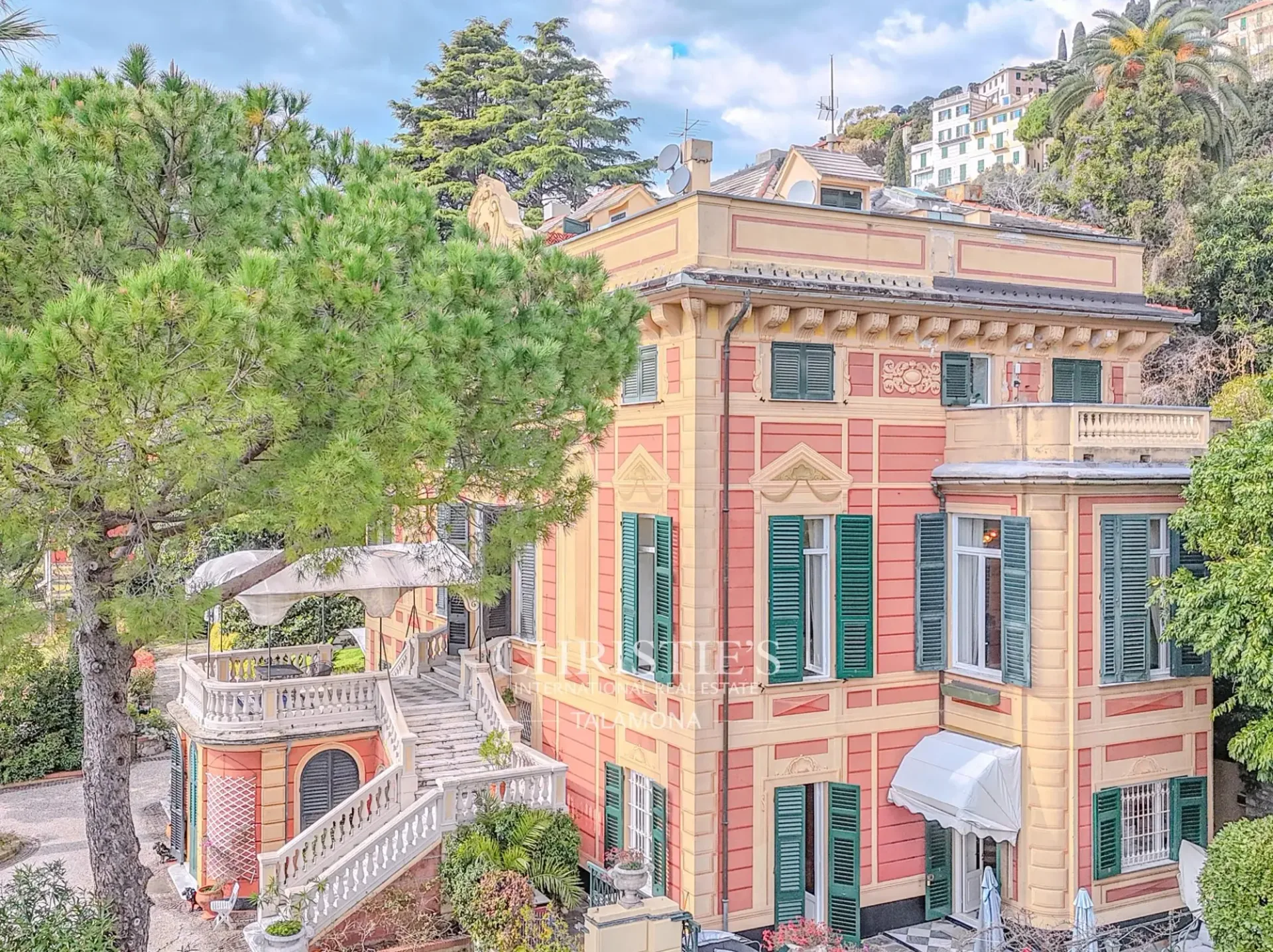 Elegante Residenz in Historischer Villa mit Park, Pool und Meerblick ? Genua