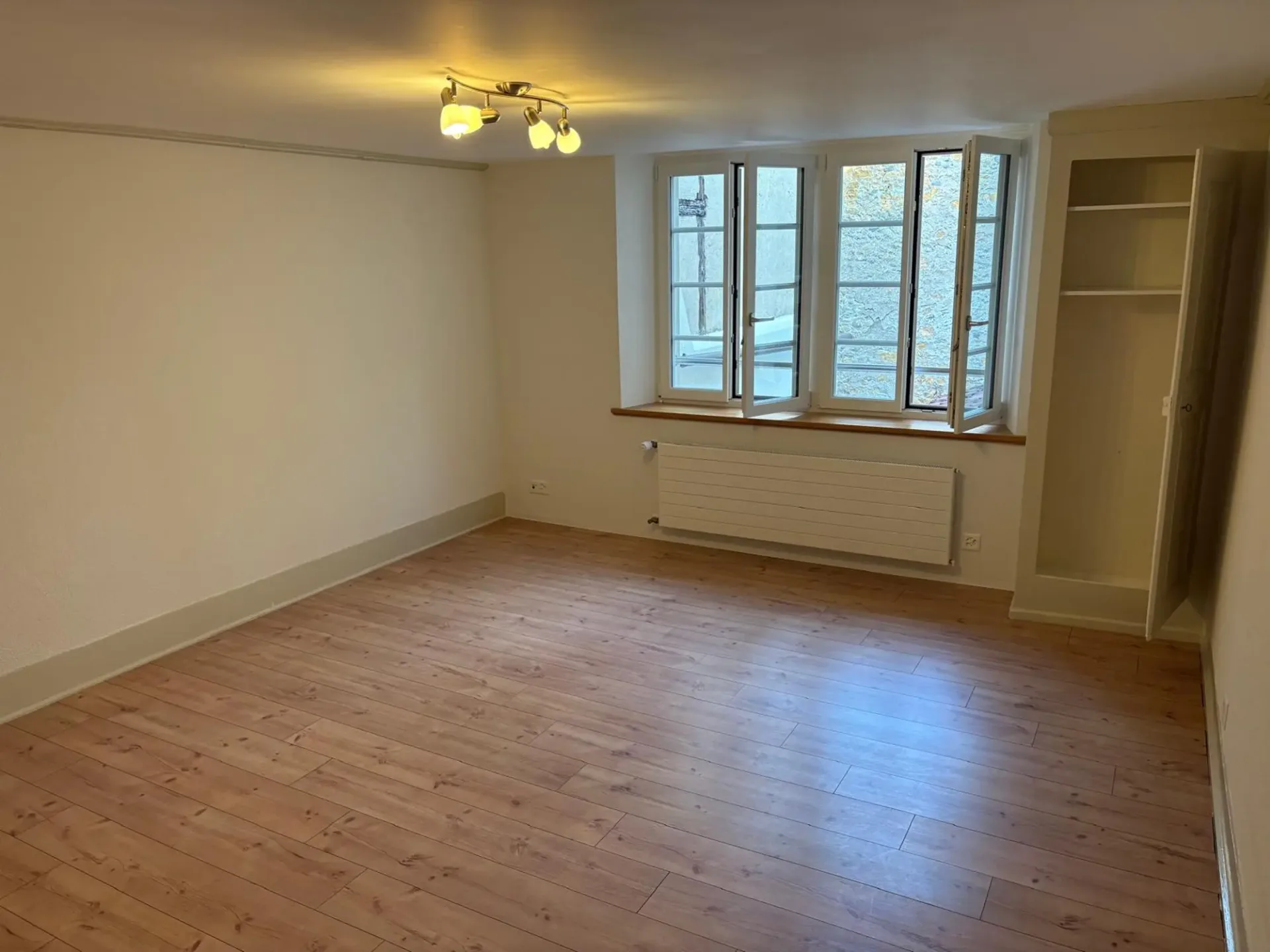 Room in shared apartment in Greng