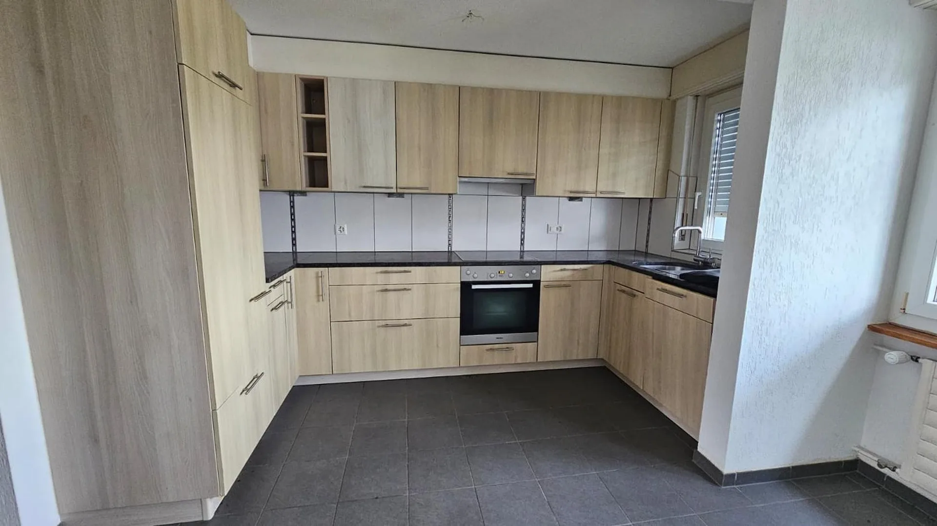 Bel et spacieux appartement de 4,5 pièces au 1er étage