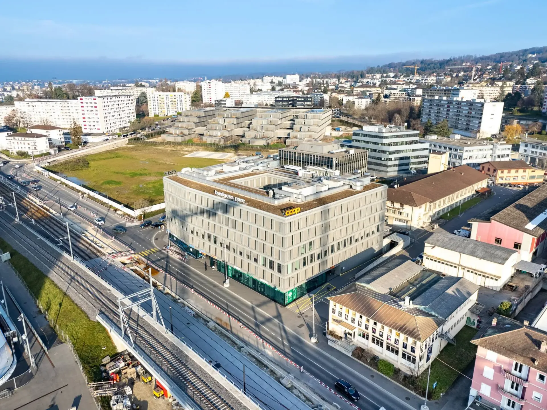 Ihre Büros im letzten Stock im dynamischen Quartier von Malley