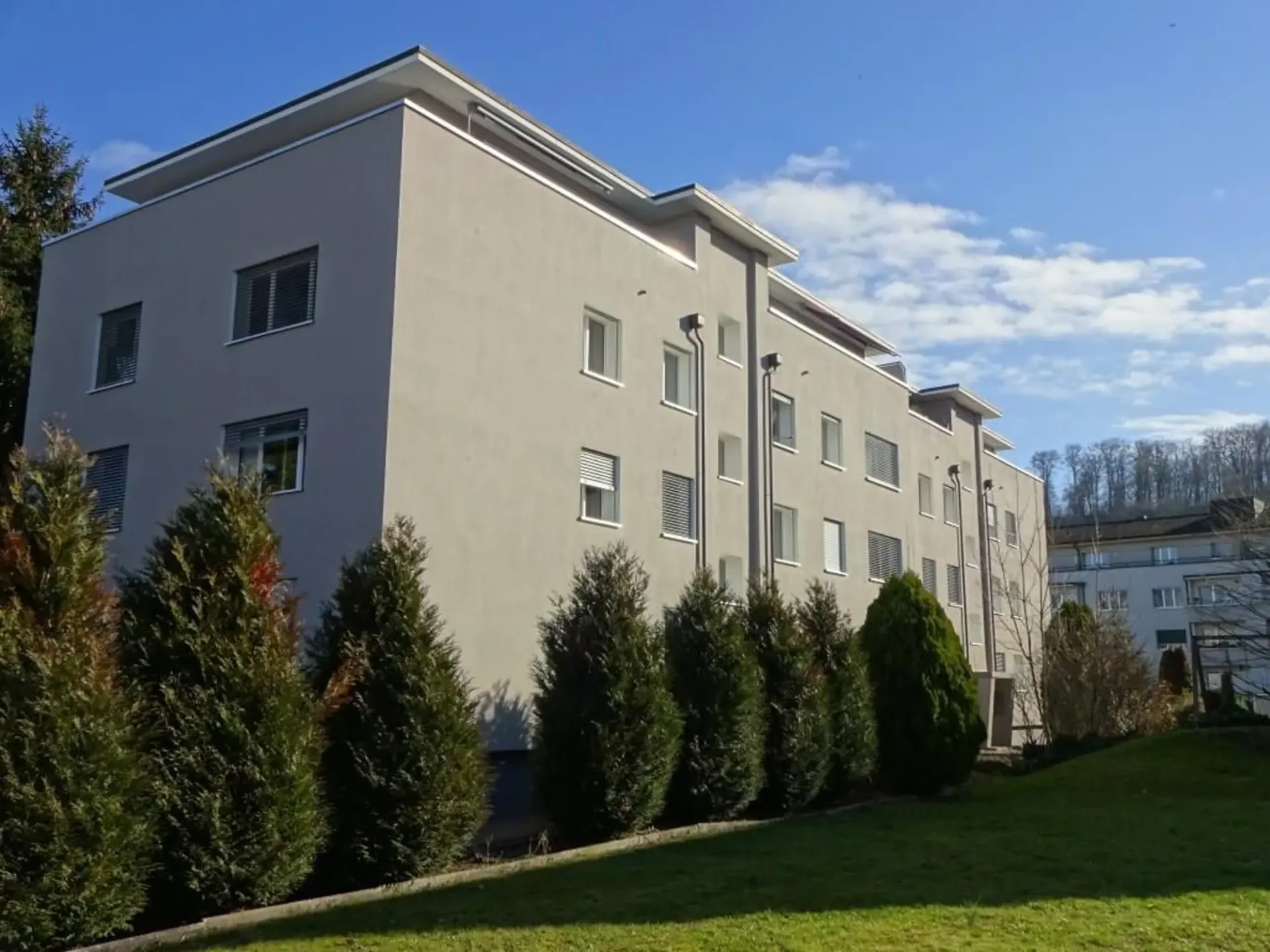 Totalsanierte, ruhige und gut erschlossene 3-Zimmerwohnung