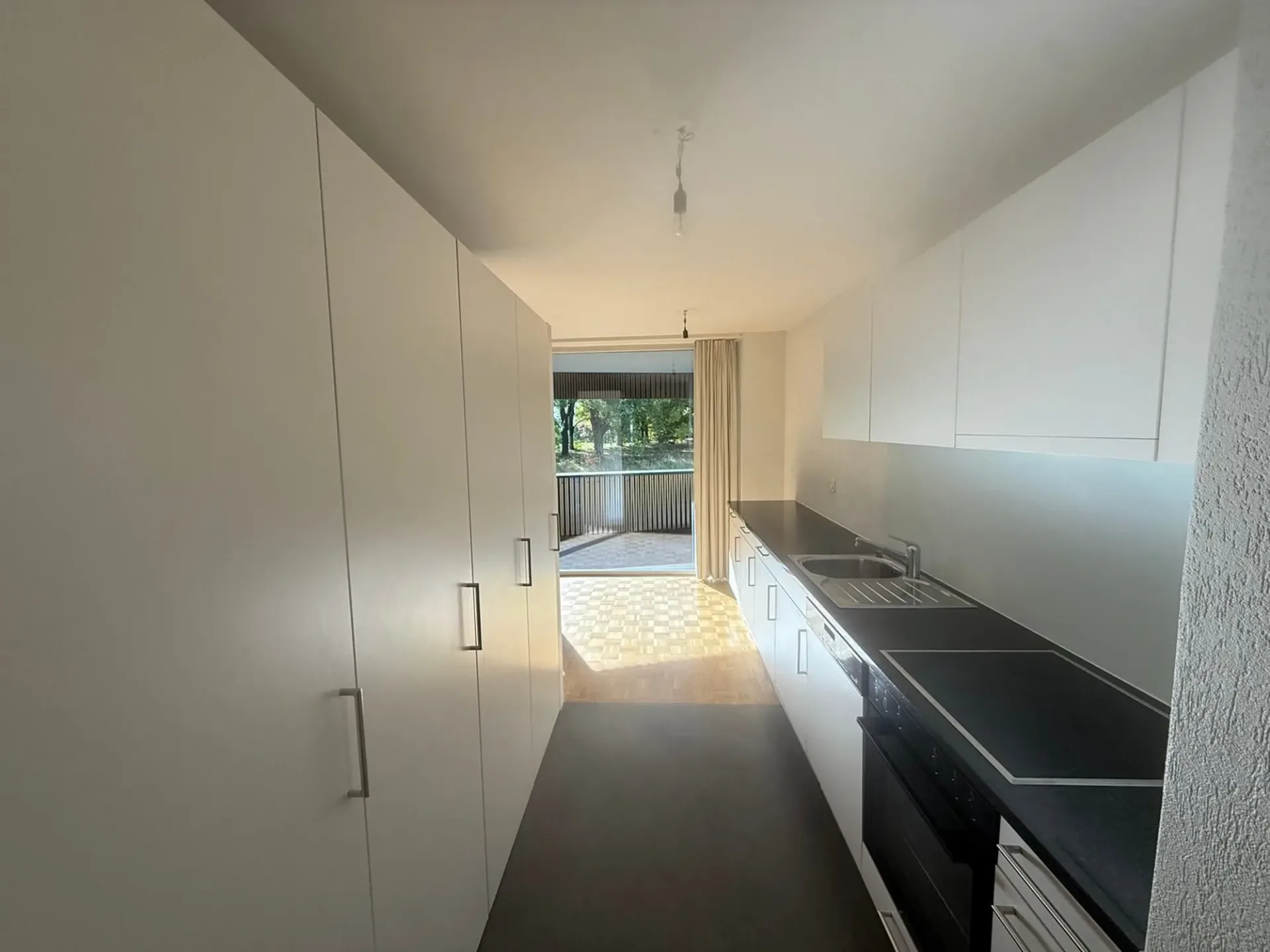 Helles 3.5-Zimmer-Wohnung mit Balkon in Colombier