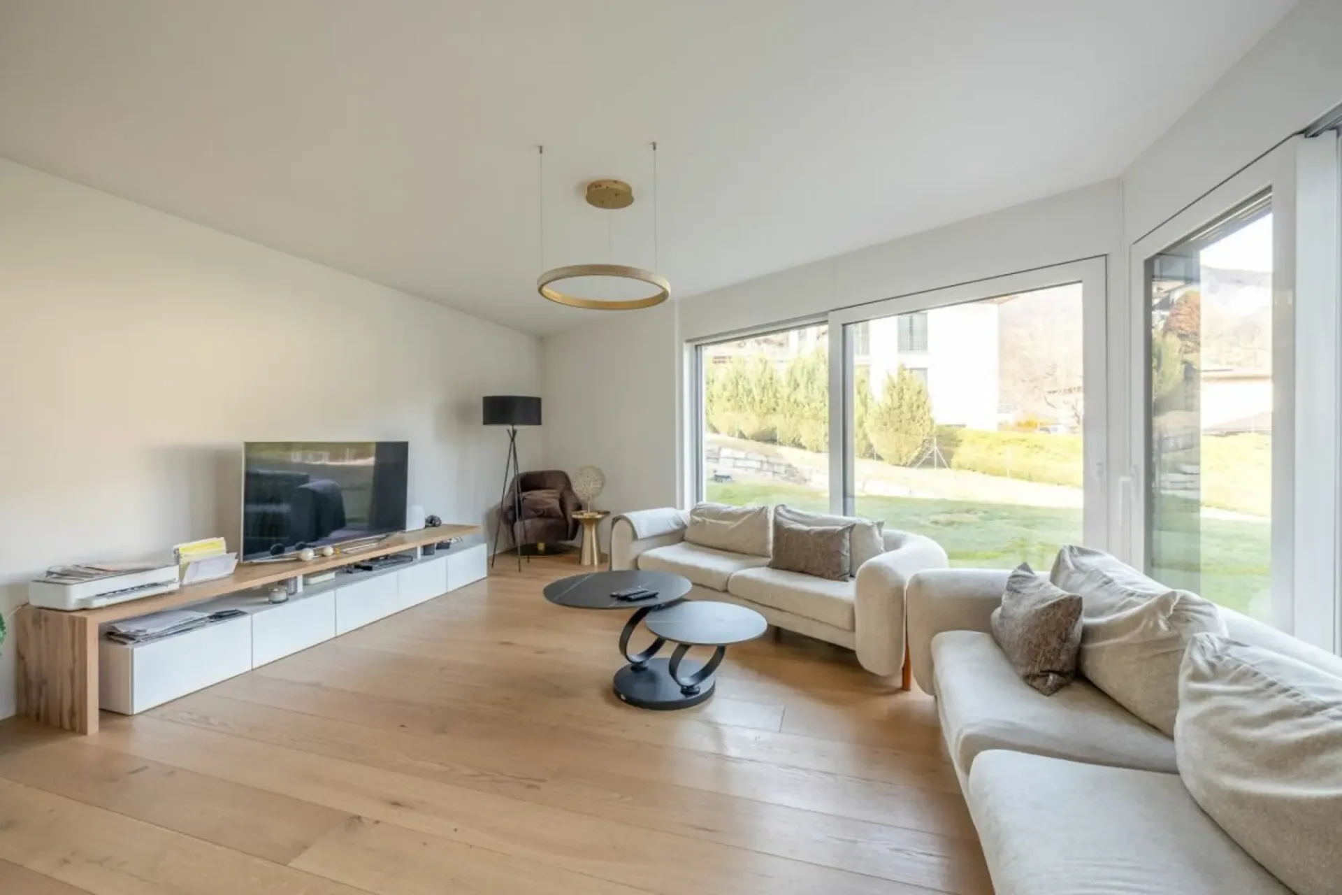 Maison unifamiliale moderne de 6 pièces