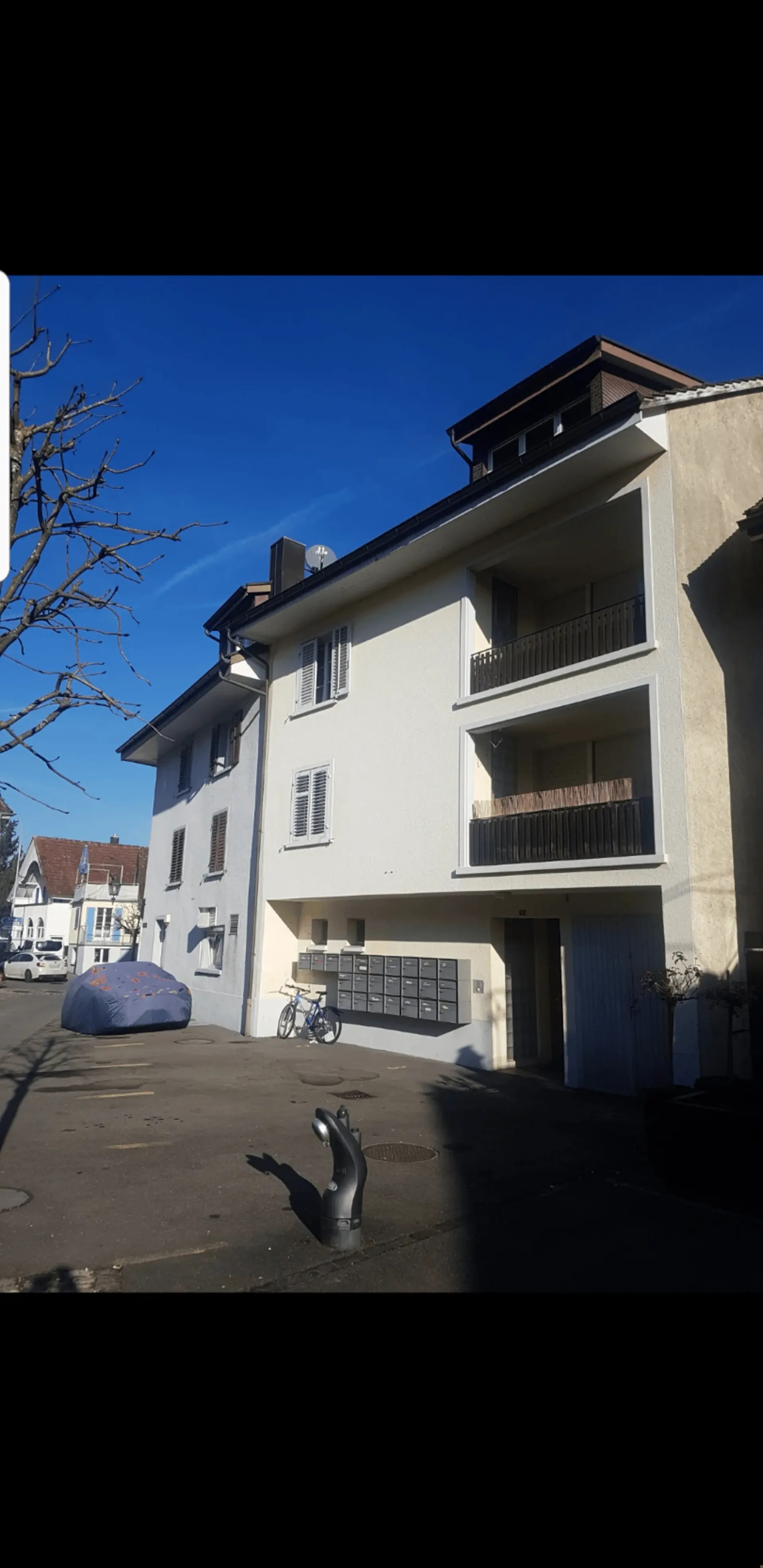 MFH mit 6 Wohnungen & 1 Gewerbe (Umbau zu Wg möglich)