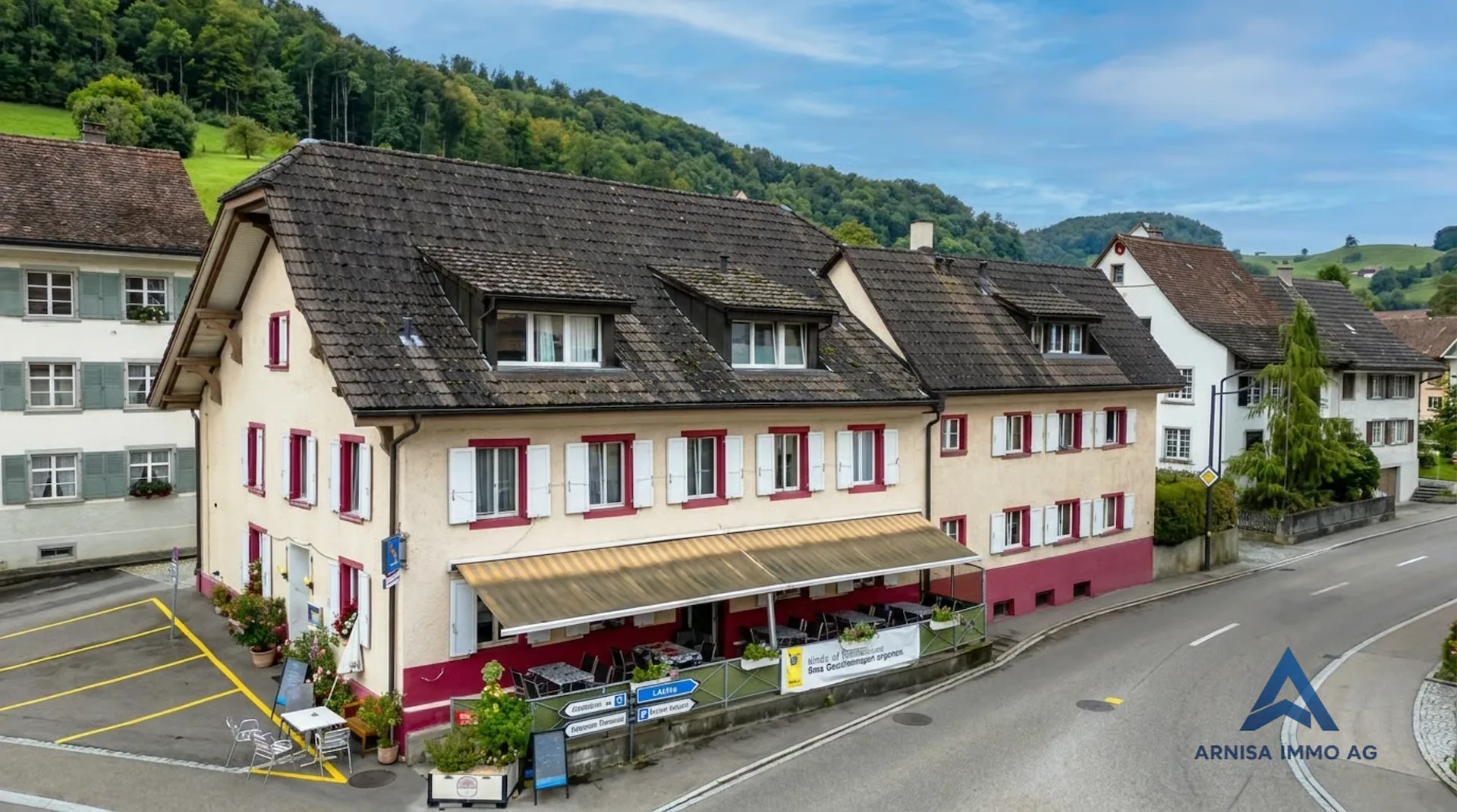 Charmante 4.5-Zimmer-Maisonettewohnung am Dorfplatz in Reigoldswil