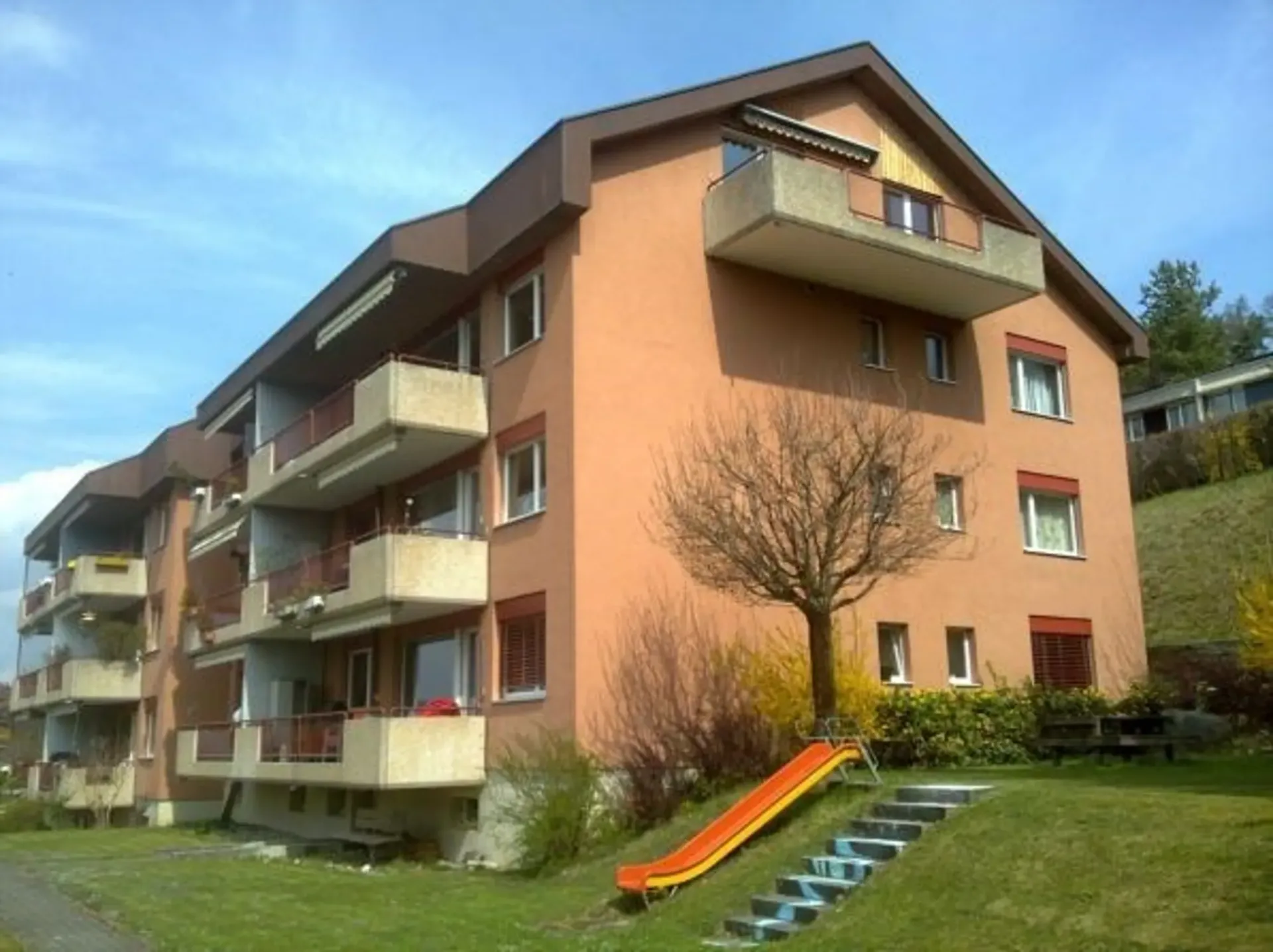 Helle 3-Zimmerwohnung mit Balkon und Blick ins Grüne