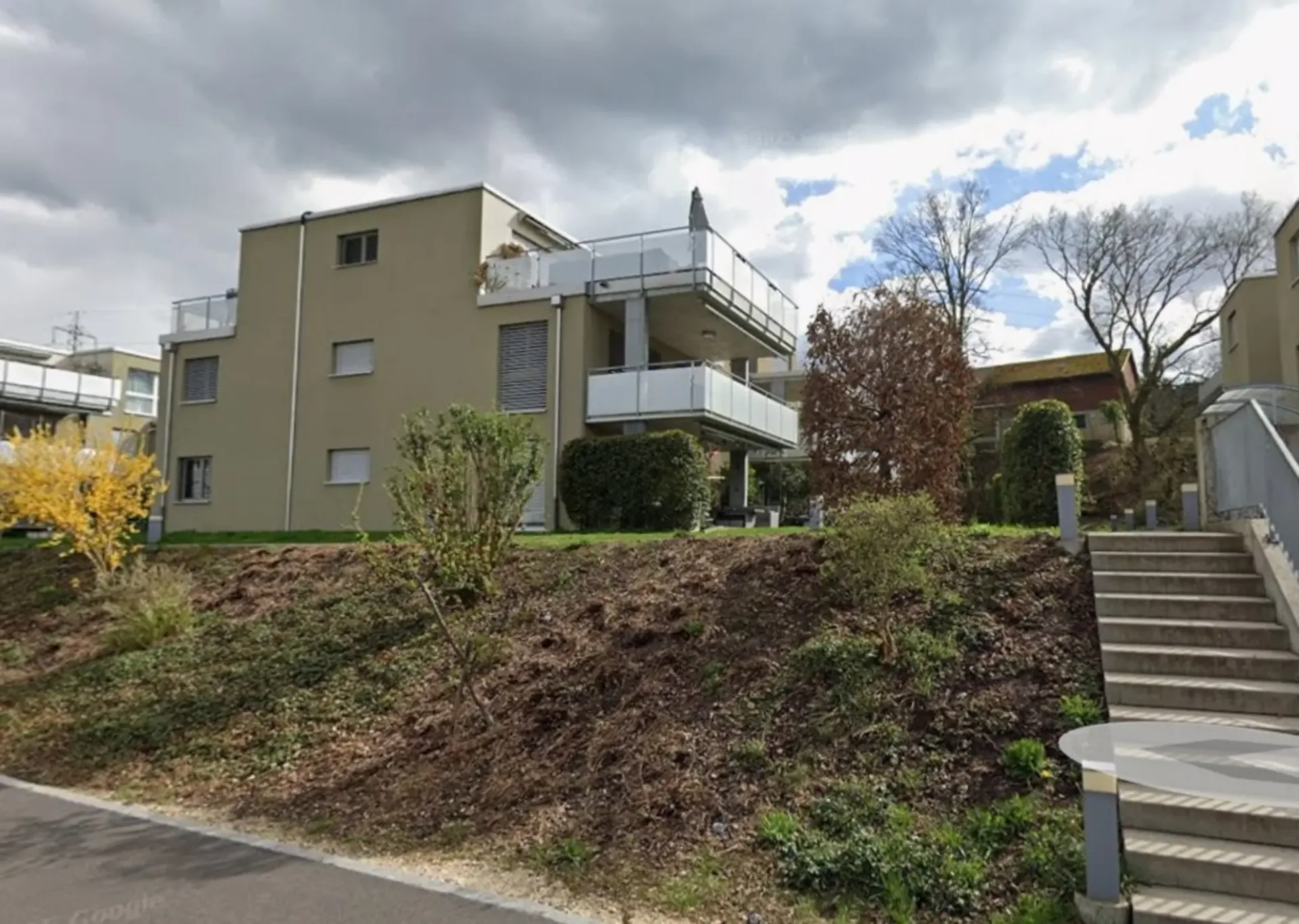 Modern 4.5-room ground-floor apartment with 110 m2 - Living with comfort