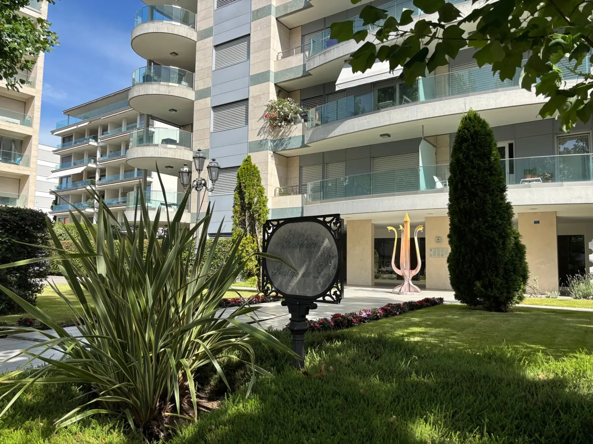 Accogliente appartamento di 3 locali con balcone e vista panoramica a Lugano