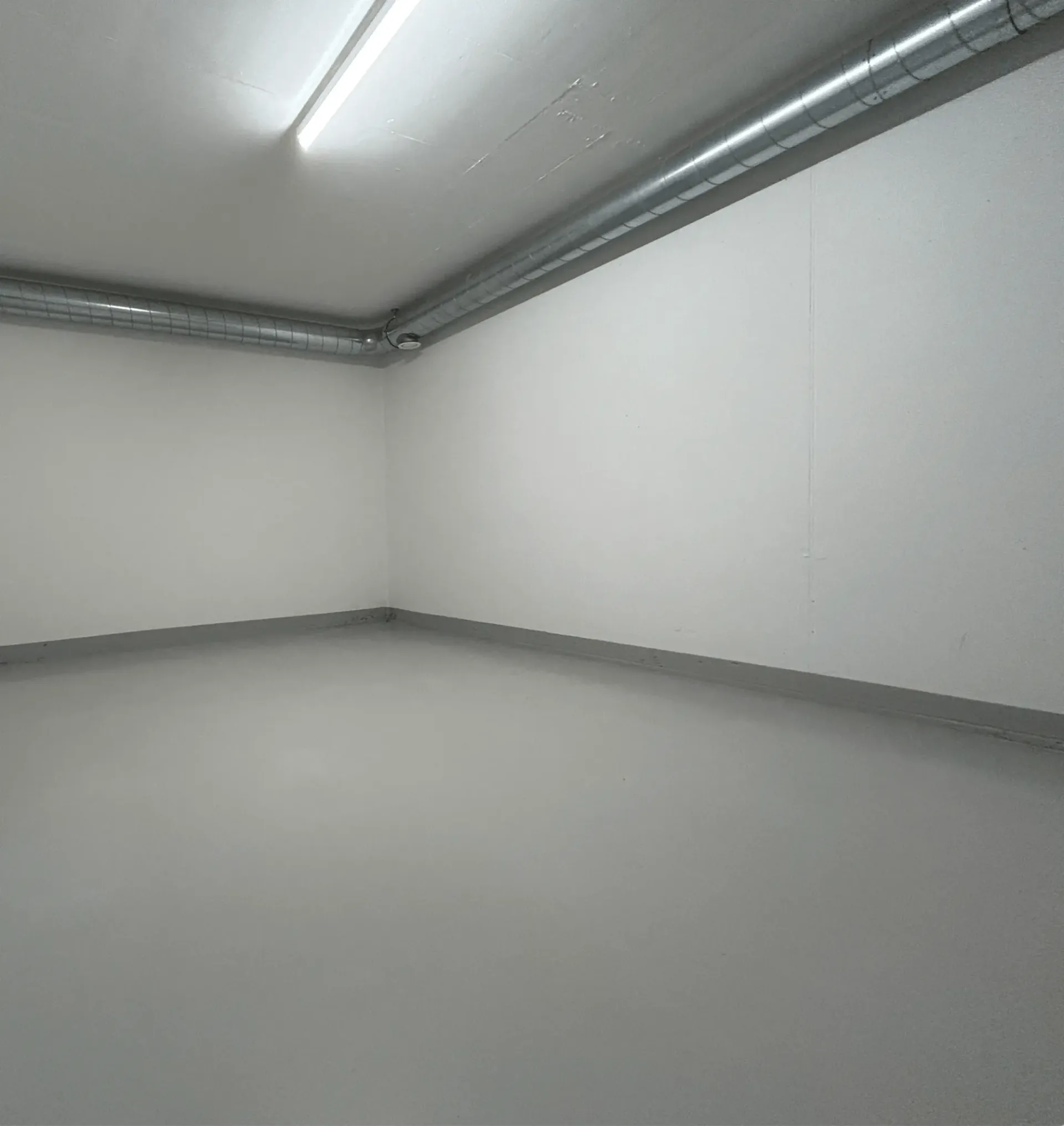 Versatile hobby room