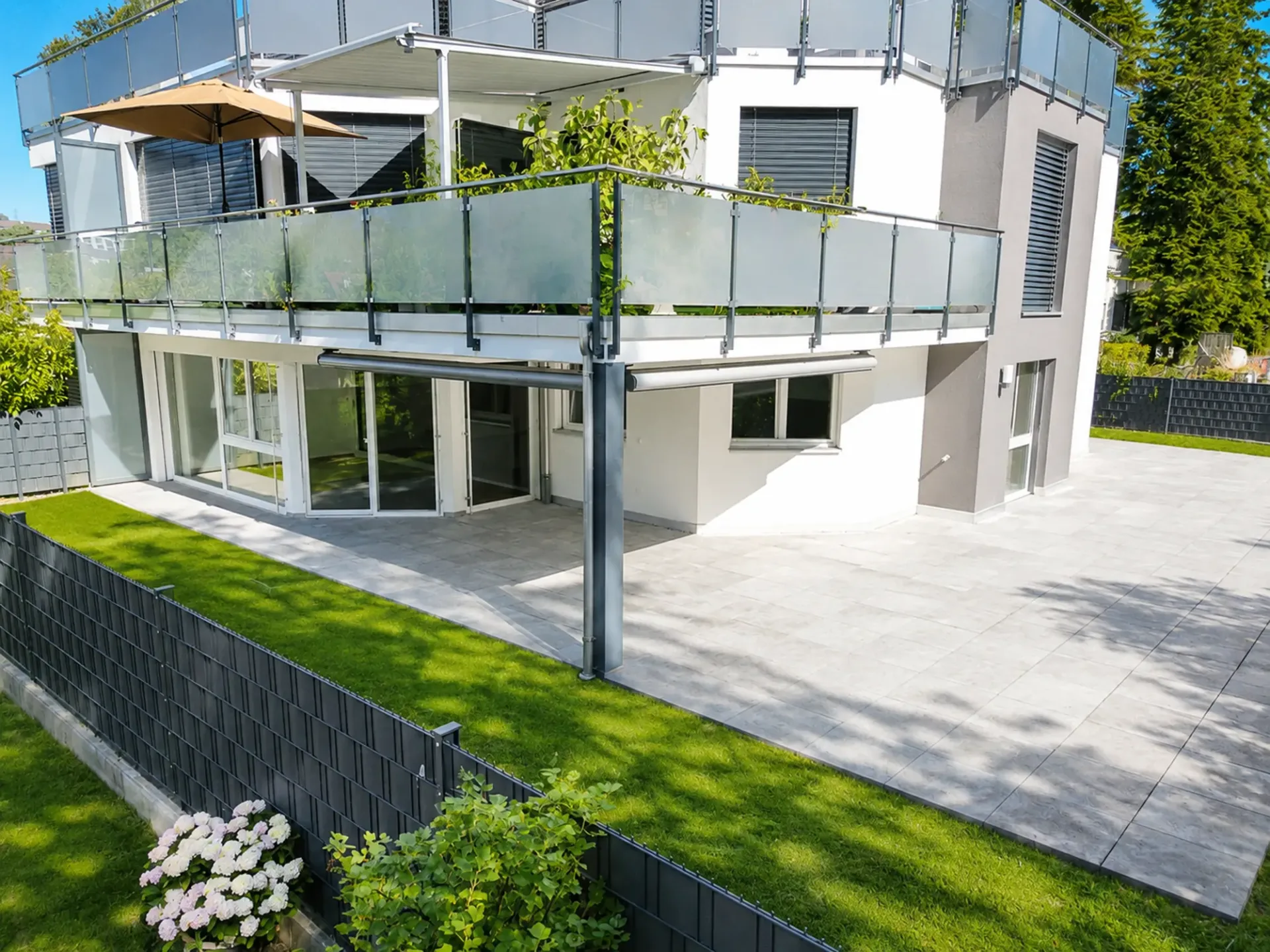 3.5-Zimmer Gartenwohnung mit grosszügigem Aussenbereich