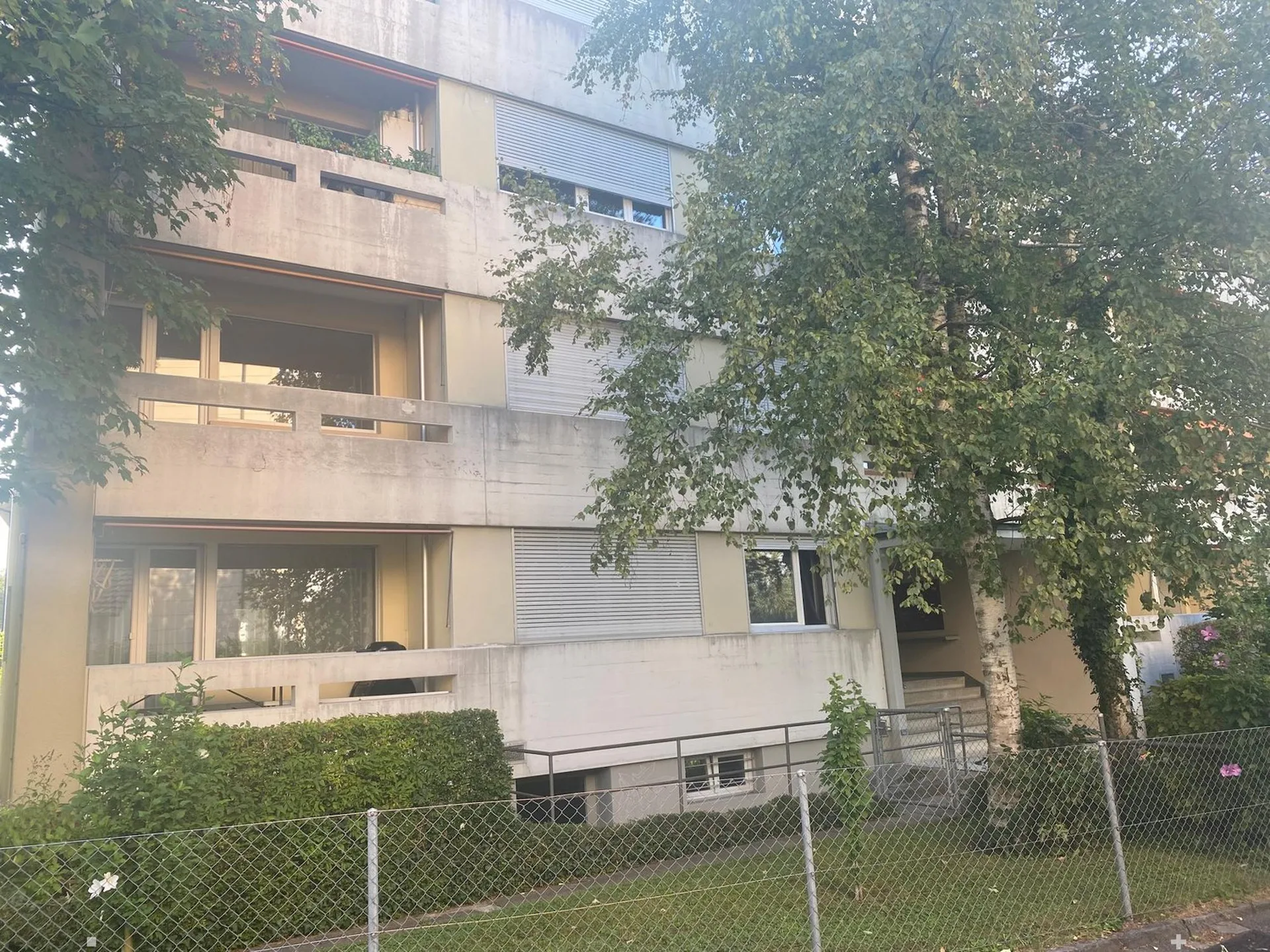 3-Bedroom Apartment with Balcony in Biel – Available for Rent from September 2026
