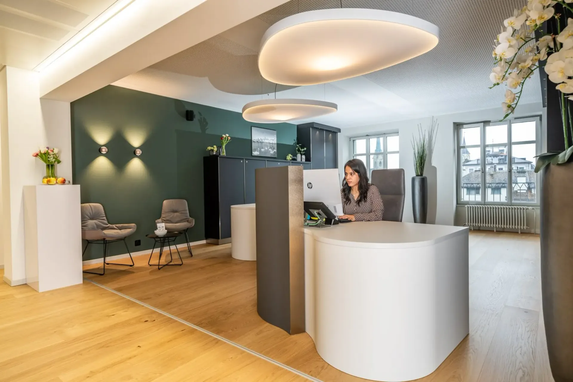 Büro für 3 Personen mit Service, direkt am Bellevueplatz