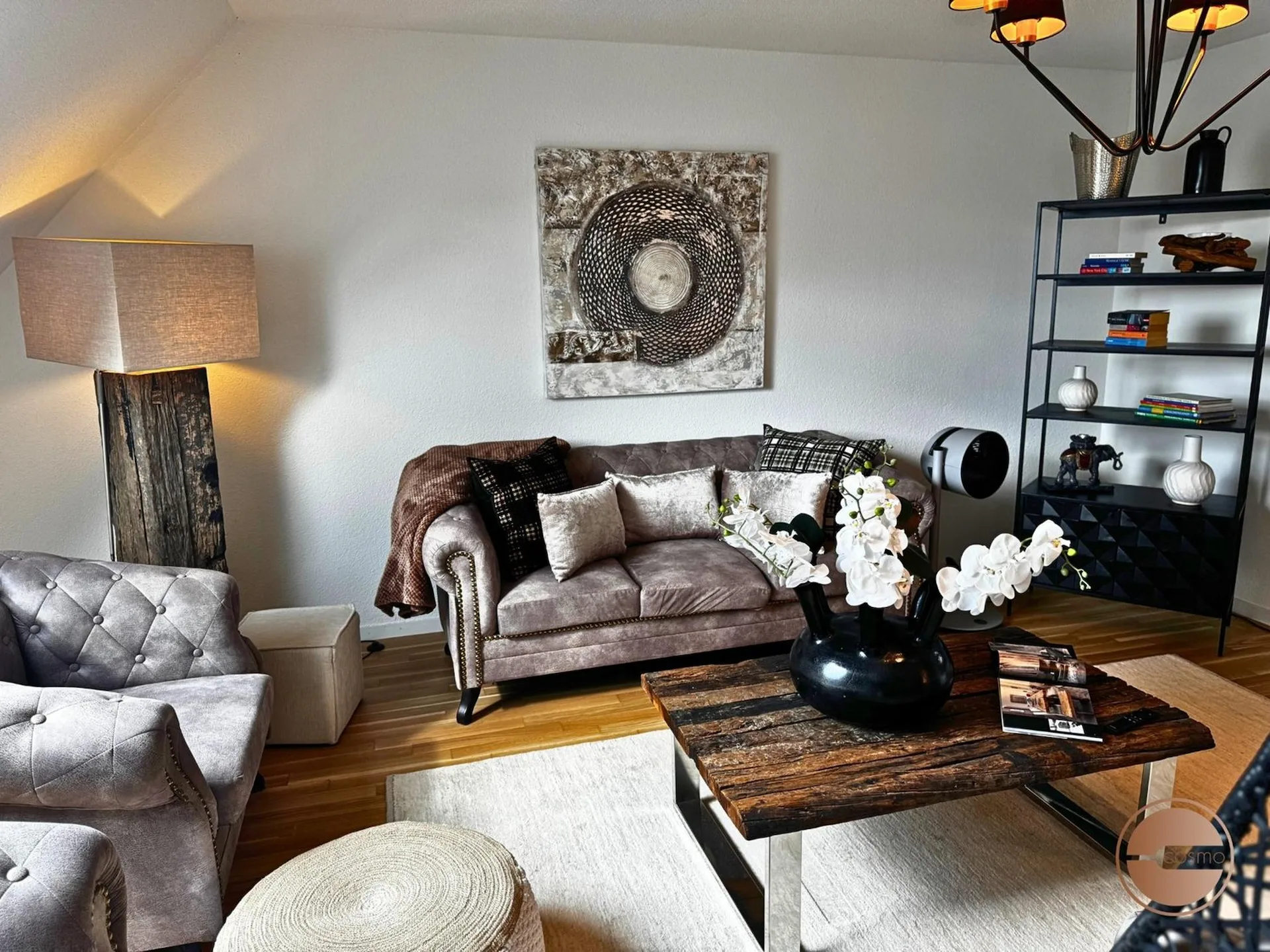 COSMOPOLITAN APARTMENTS - 4.5 ROOM / 3-BEDROOM SERVICED APARTMENT