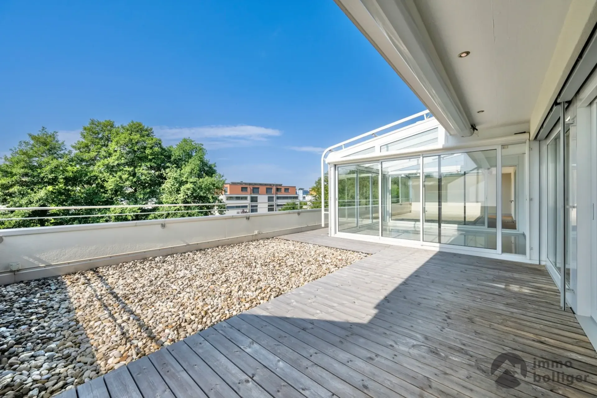 Licht und Komfort in perfekter Harmonie im Attikageschoss
