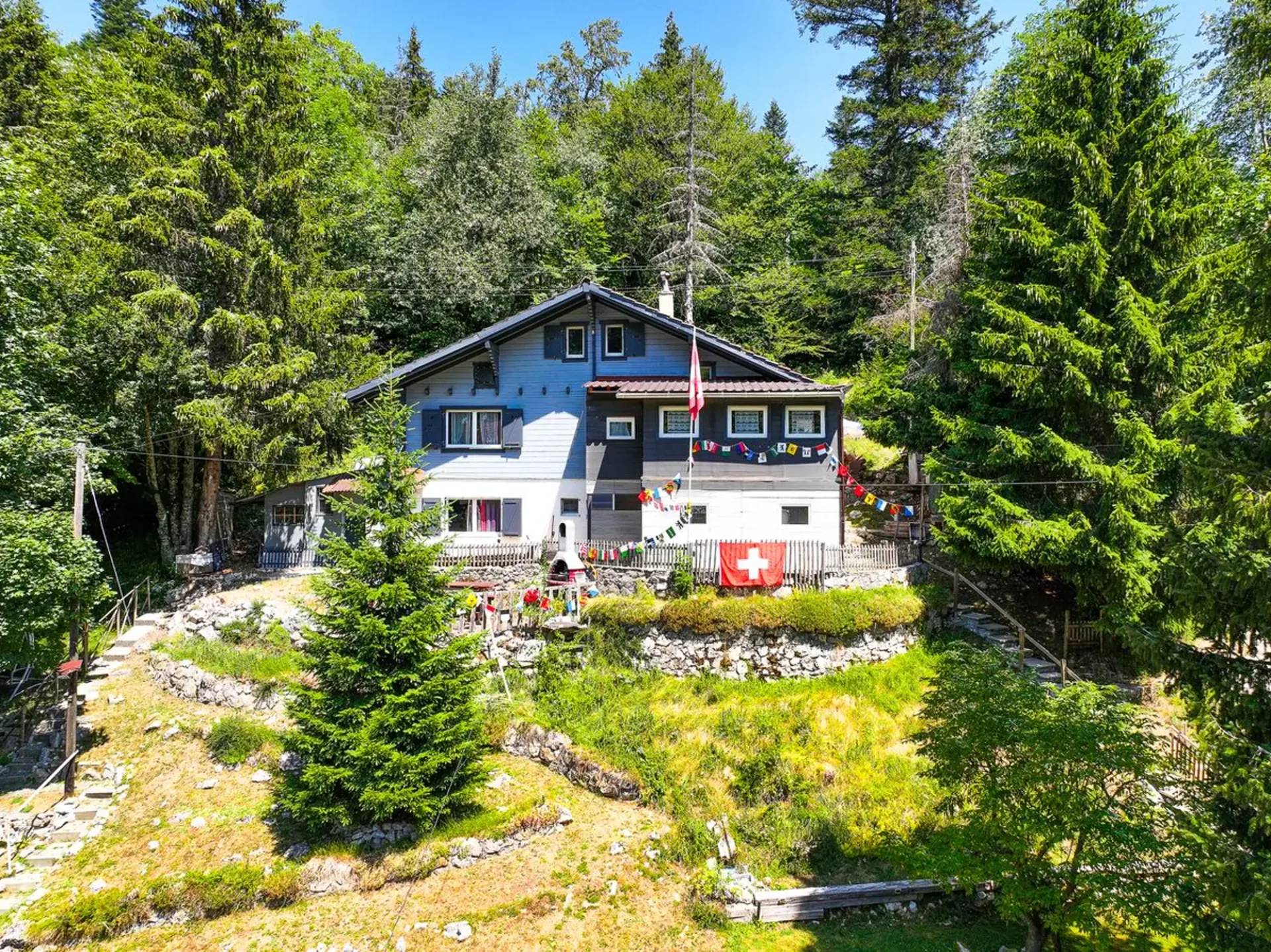Joli Chalet à potentiel!