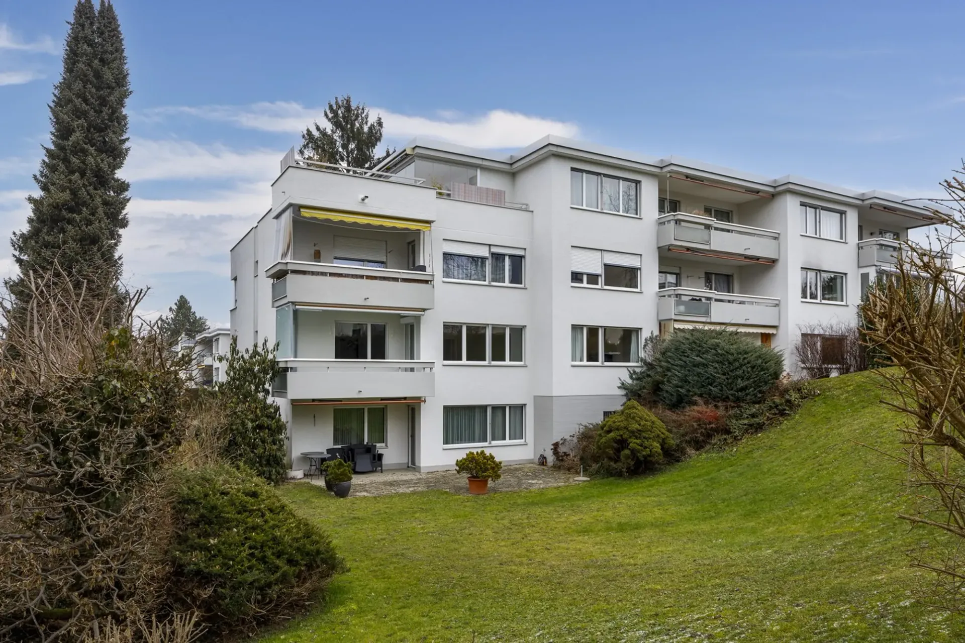3.5 - Zimmerwohnung an sehr gut besonnter Lage in Pfaffhausen