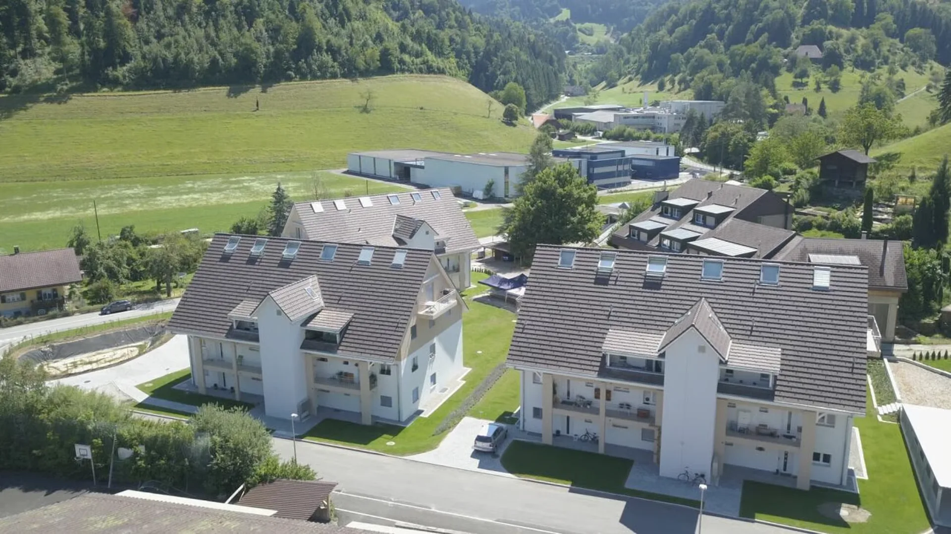 Modern 4.5-room apartment with balcony in a quiet location
