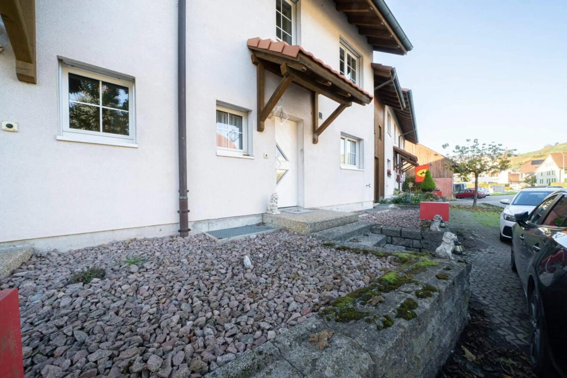 Charmante Doppeleinfamilienhaushälfte in Wil AG
