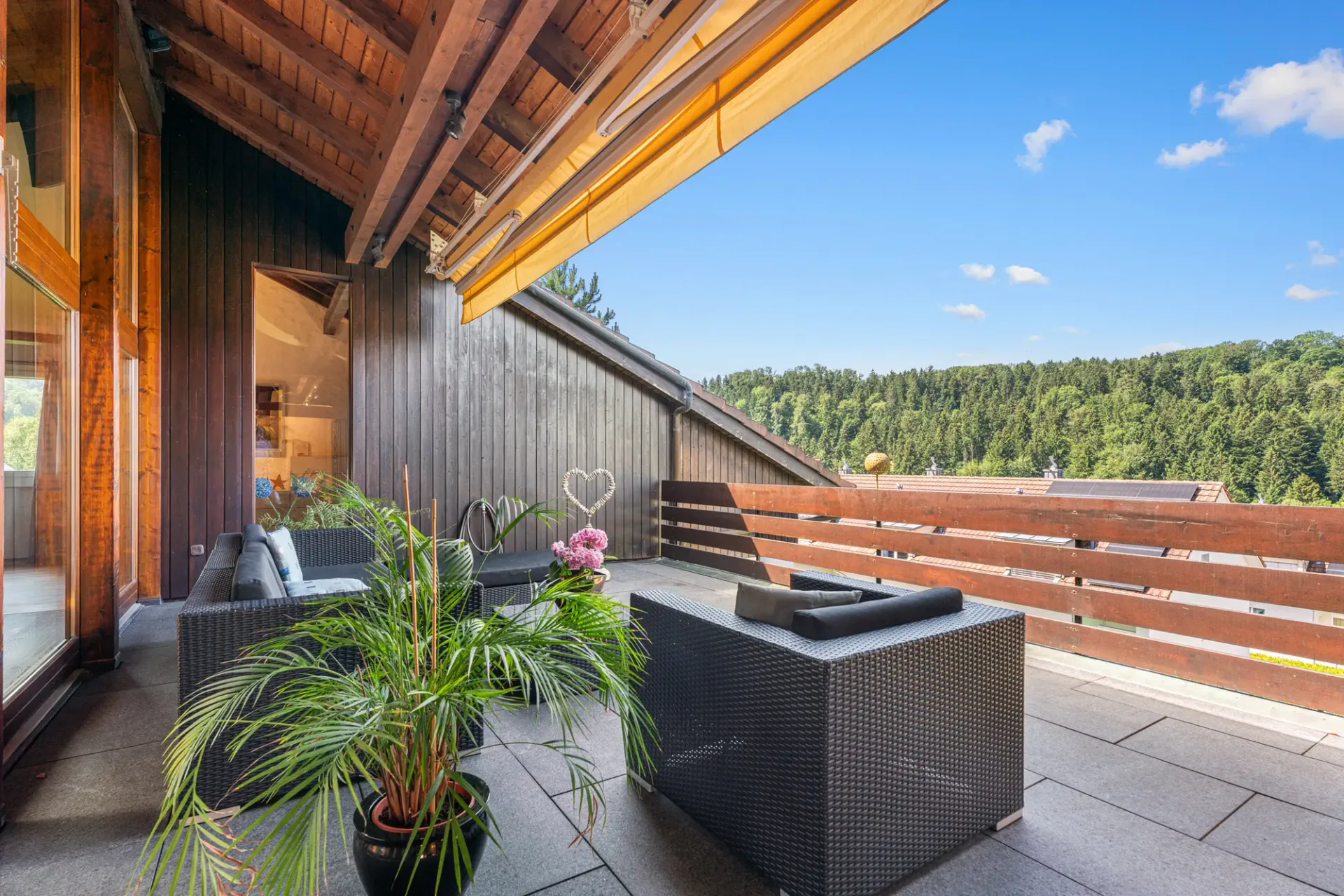Alles ausser gewöhnlich! 5.5 Zi-Maisonette Traum-Wohnung