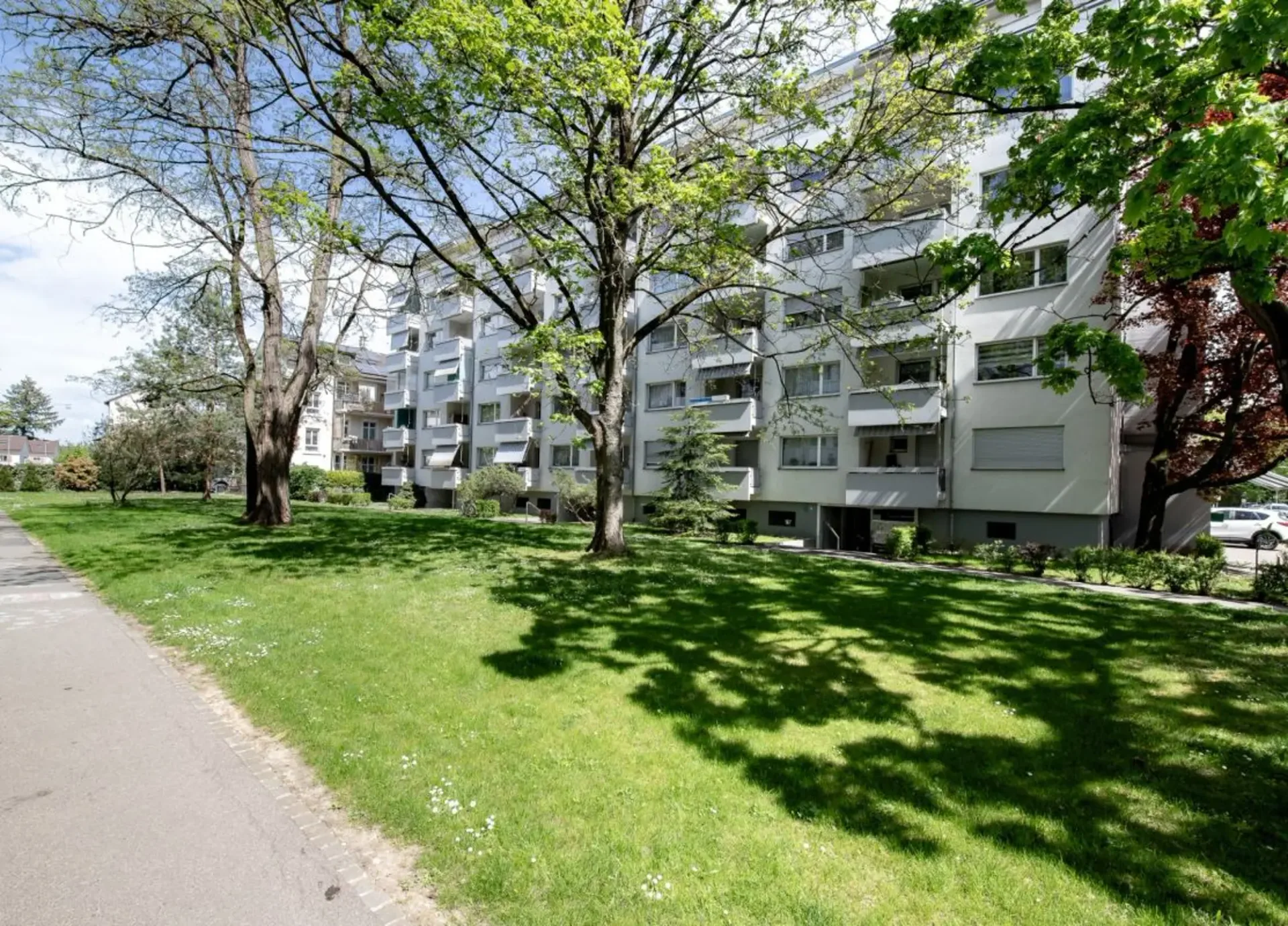 Between Gartenbad Bachgraben and Kannenfeldpark - cozy 3-room apartment on the 3rd floor