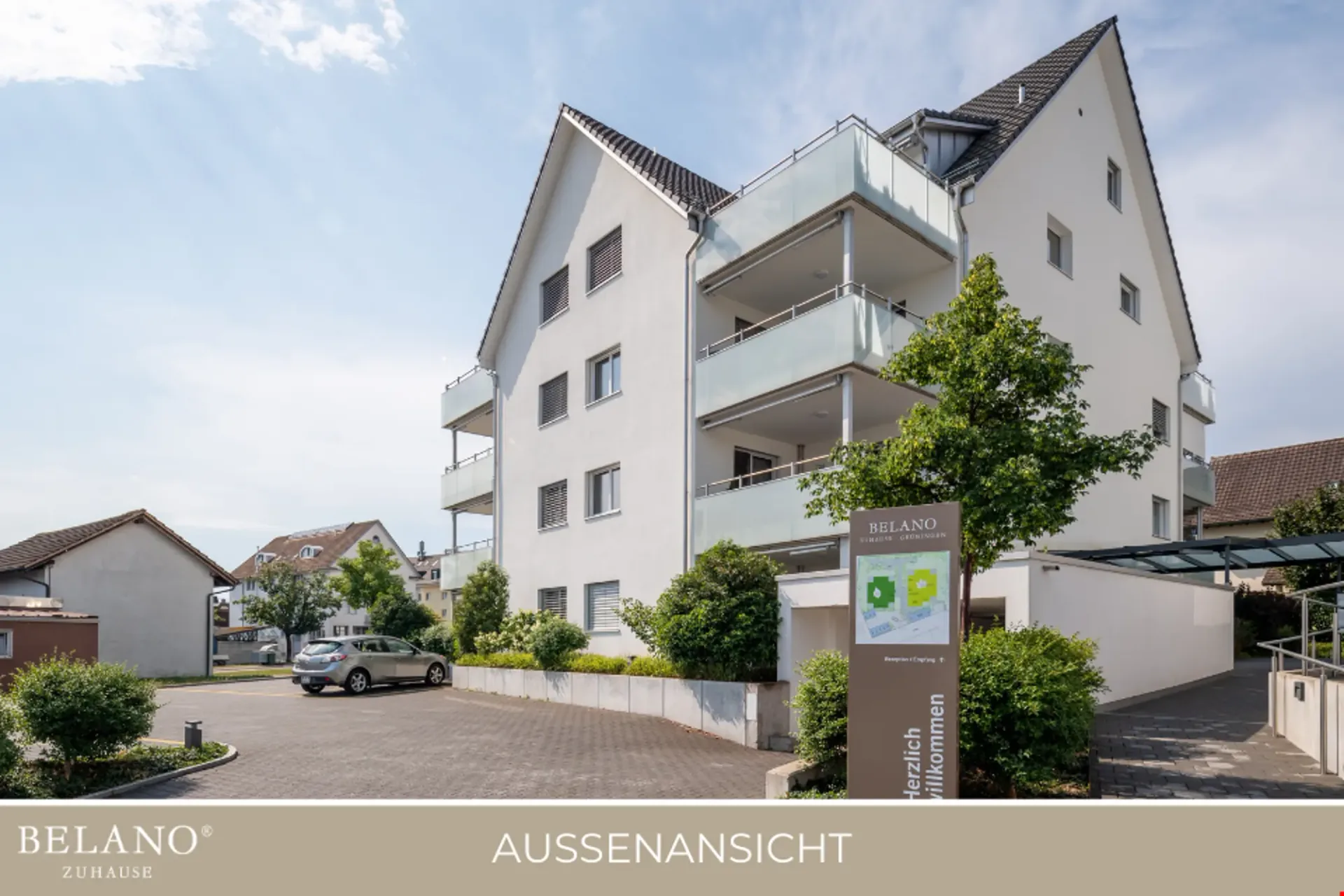 Place de parking extérieure dans la maison Belano à Grüningen