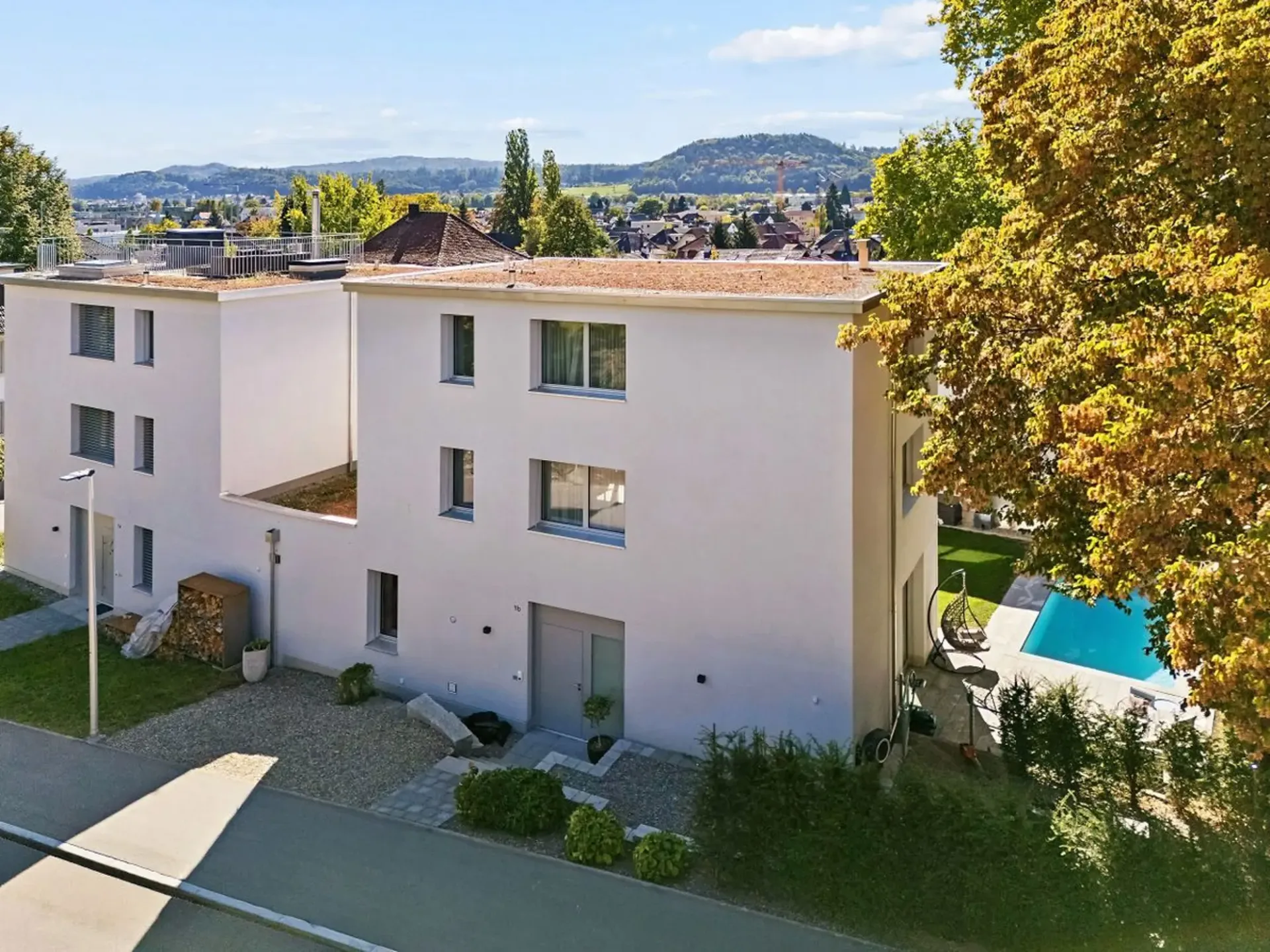 Hochwertiges Architektenhaus mit Pool und viel Privatsphäre
