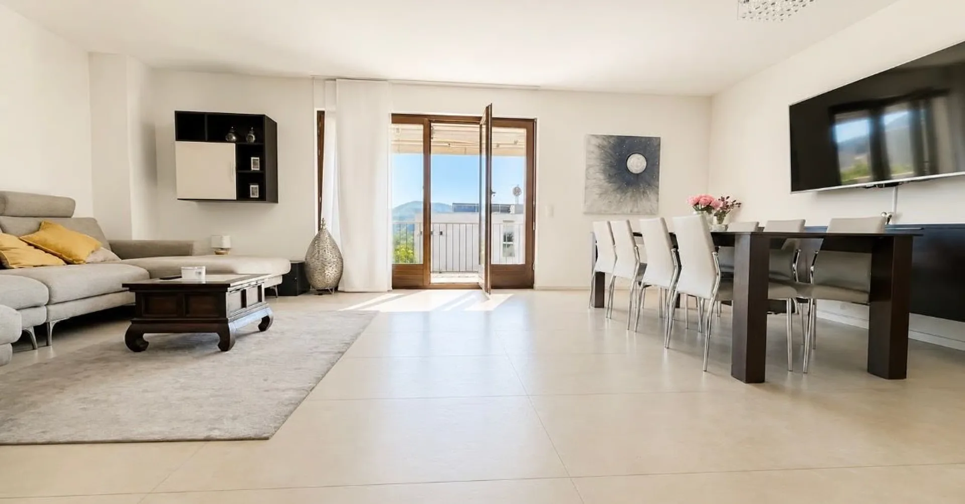 Villa avec jardin privé et vue agréable