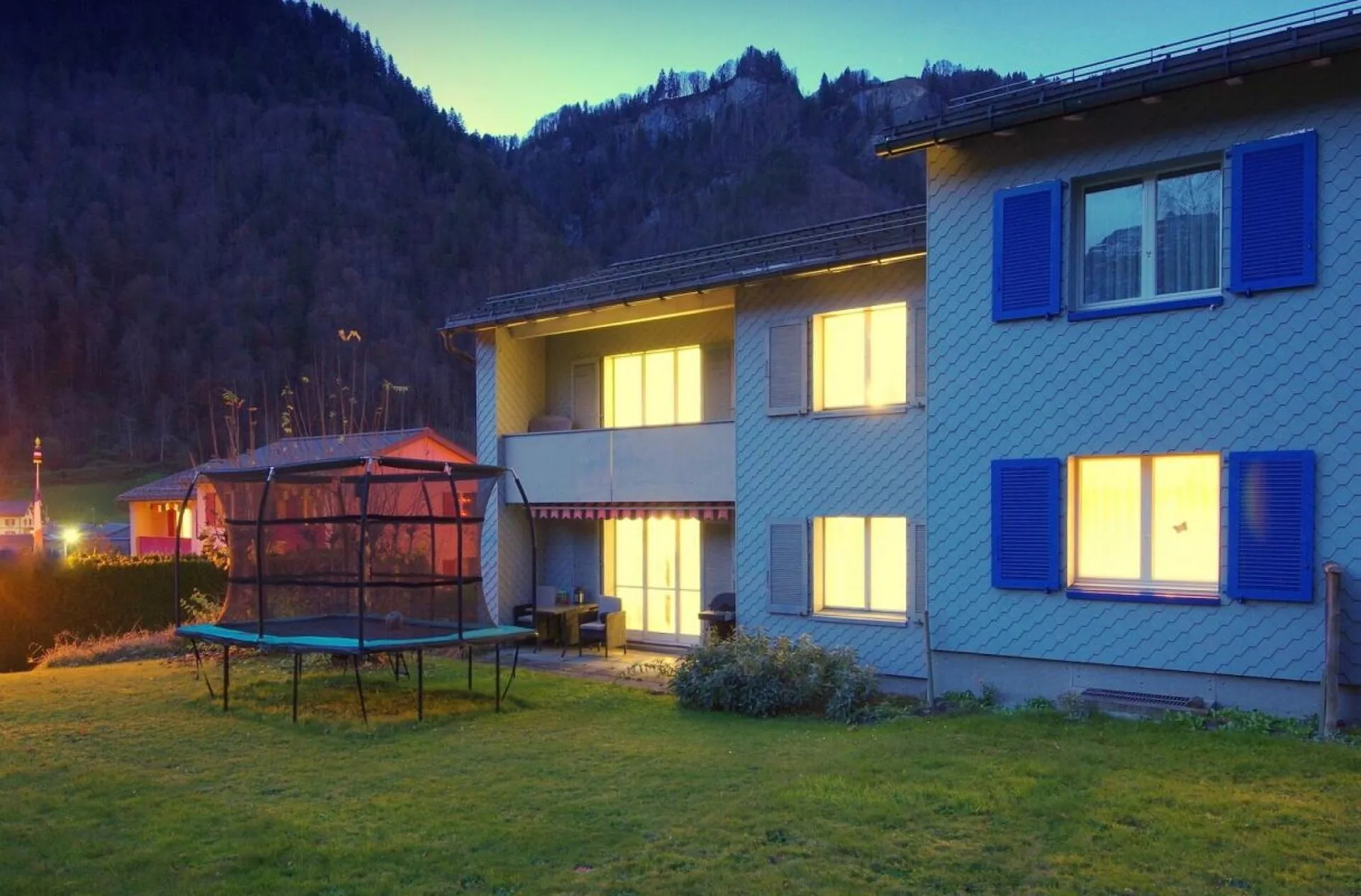 GANZ RUHIG