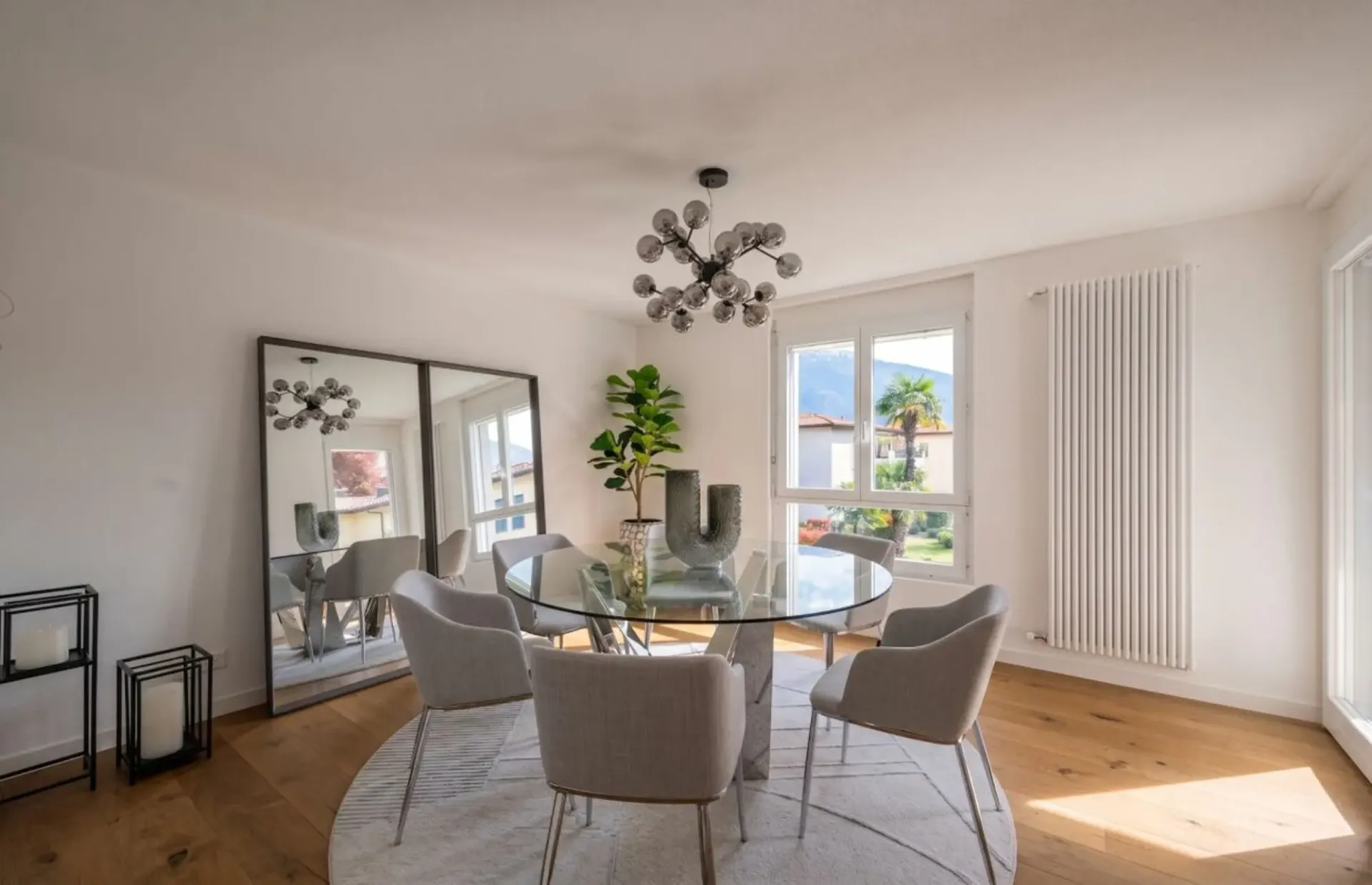 ASCONA - Elegante Maisonette mit Cheminée & sonnigen Terrassen | Duplex elegante con camino e terrazze soleggiate