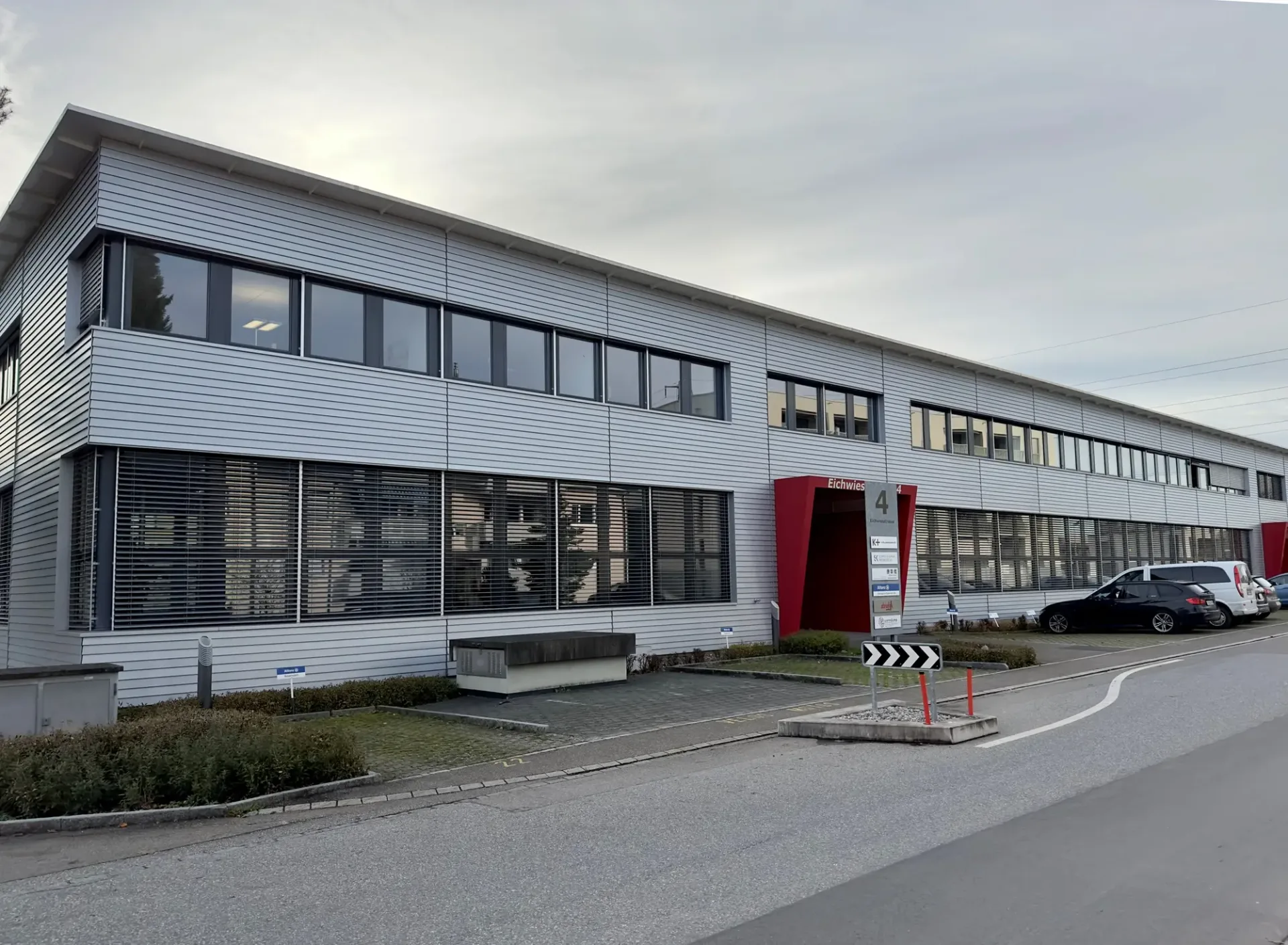 Starten Sie durch in Jona! - Ideal für bis zu 6 Arbeitsplätze