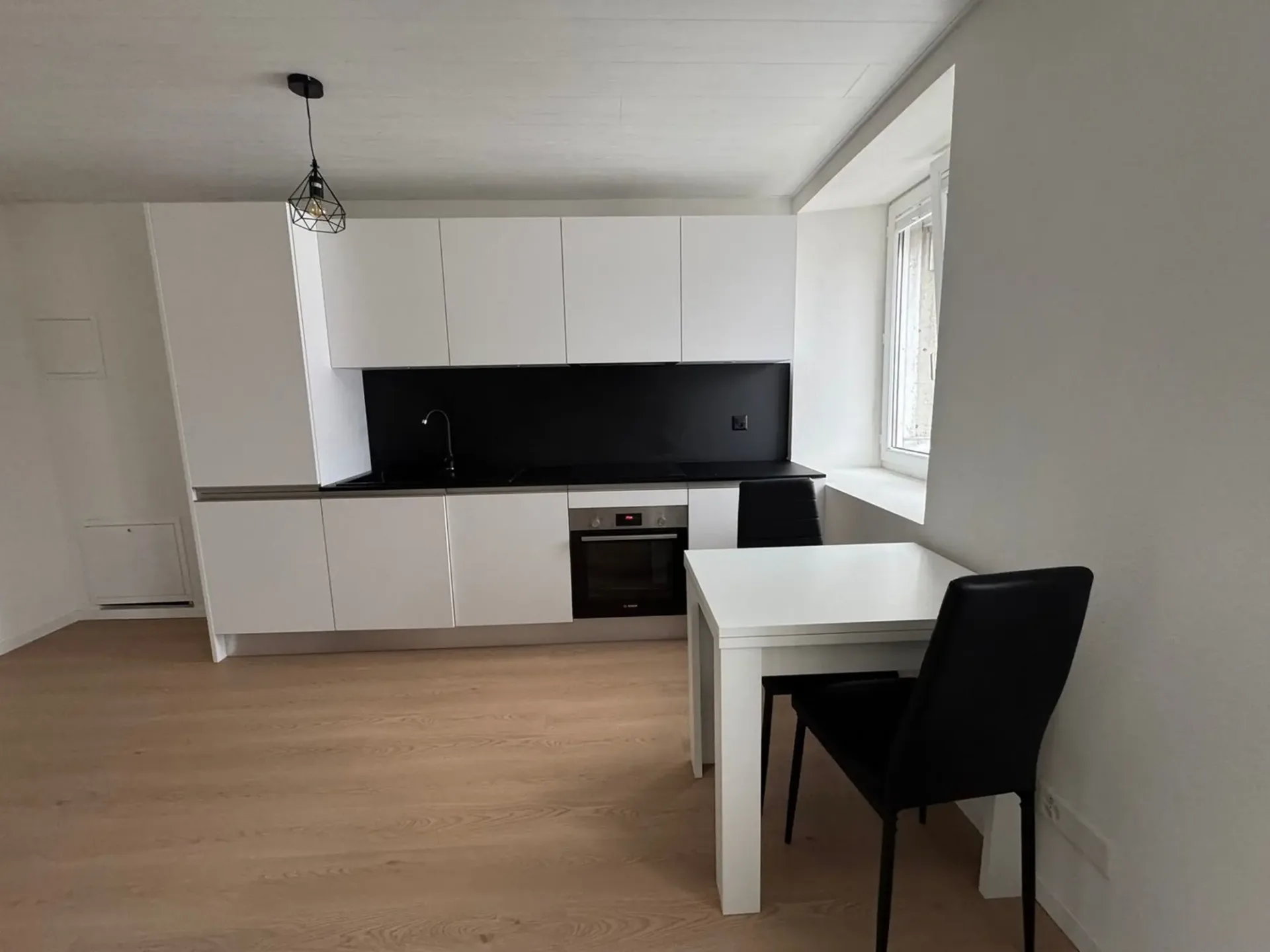 Schönes möbliertes Studio