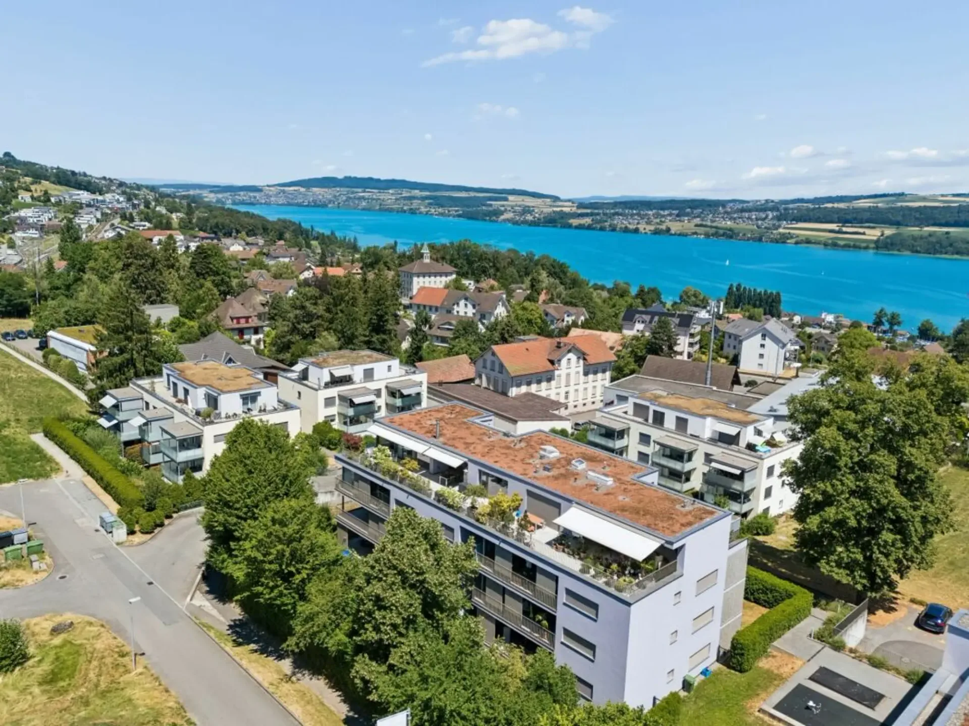 Exklusive 4.5-Zimmer-Attikawohnung mit Seeblick