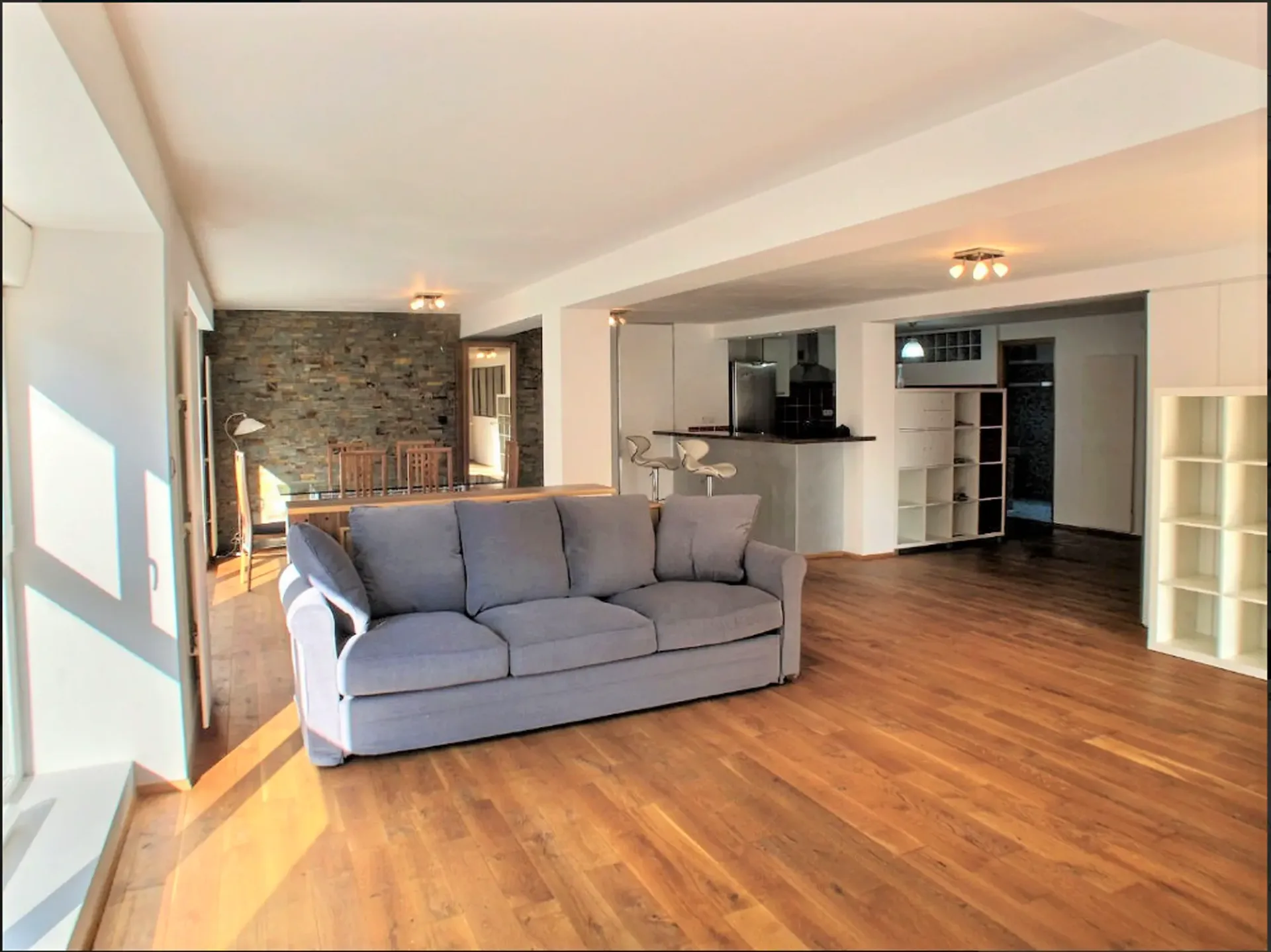 Ampio F2 arredato di 94m²