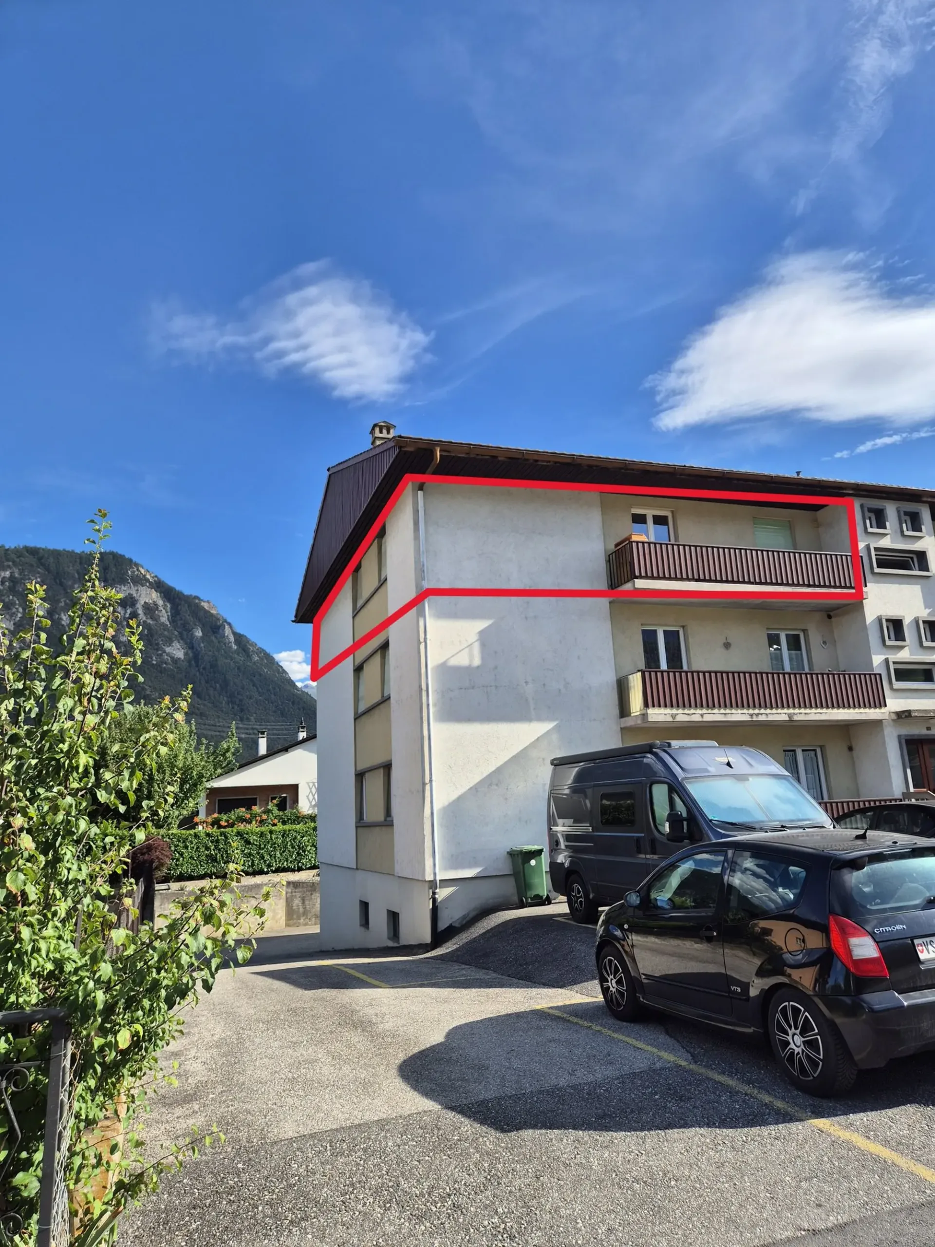 Charmantes 4.5-Zimmer-Dachgeschosswohnung in Saint-Léonard