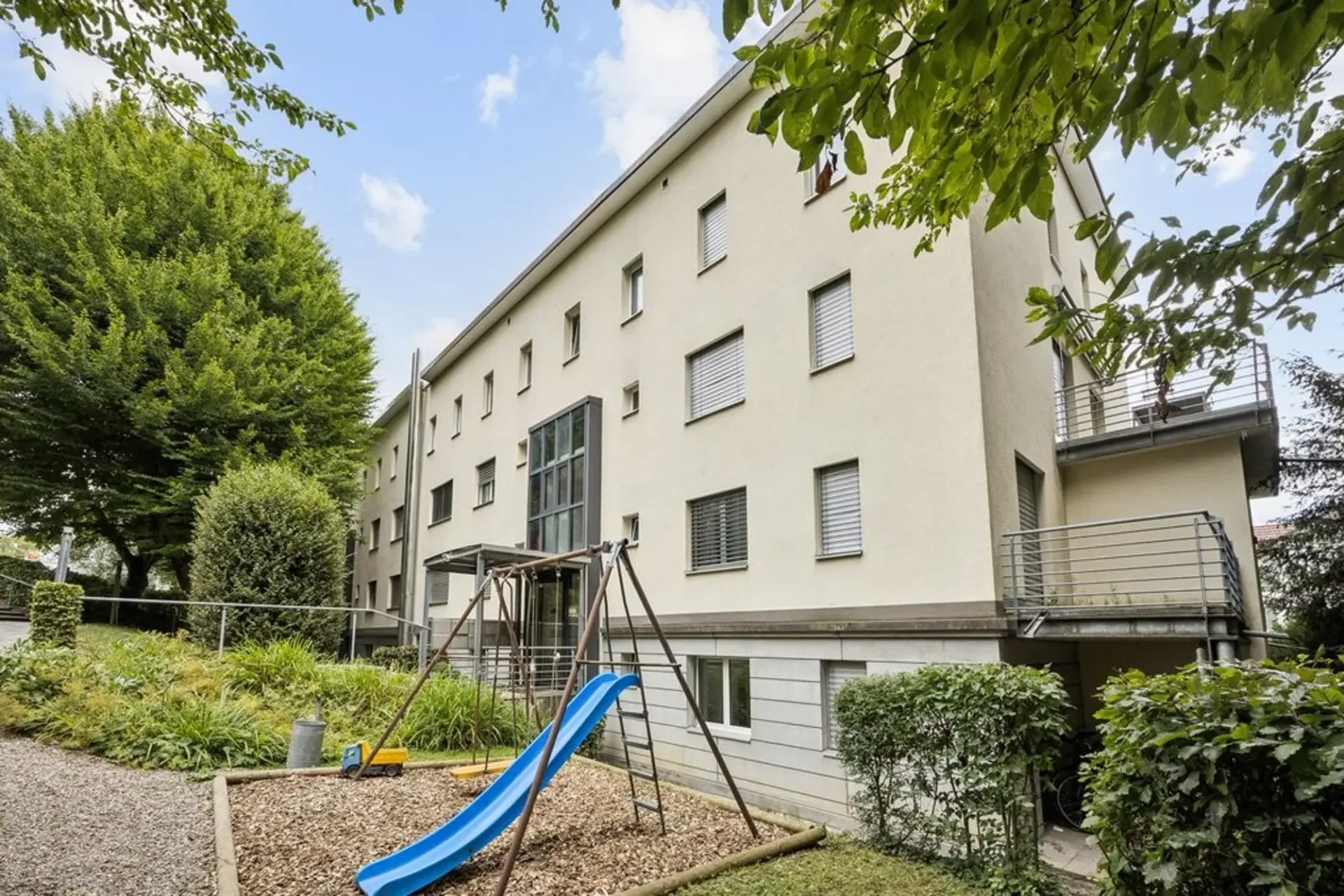 Charmante 2.5 Zimmer-Dachwohnung in St. Gallen