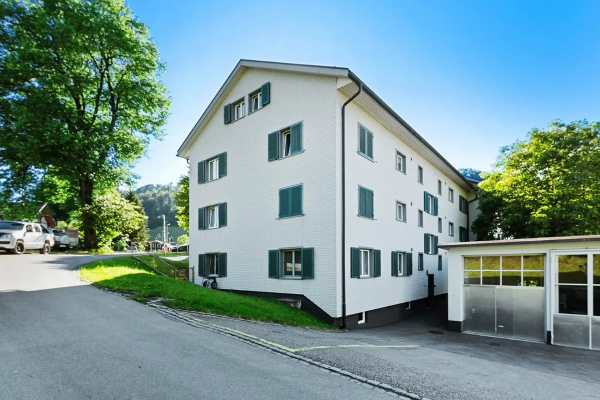Grosszügige Charmante Wohnung zu vermieten