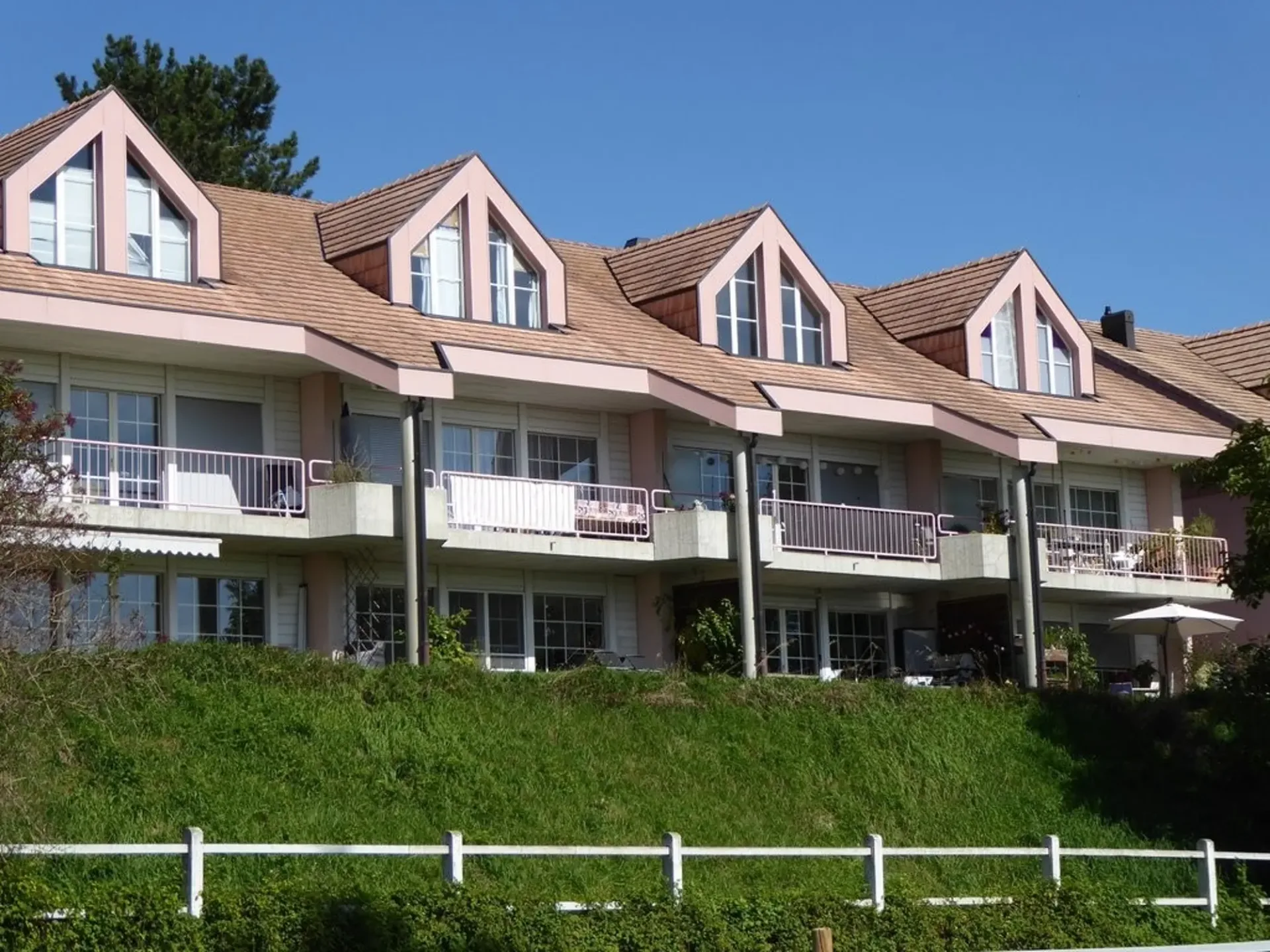 Appartement de 2,5 pièces au rez-de-chaussée