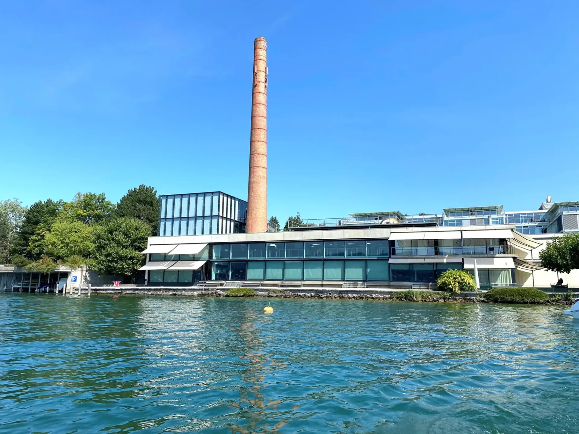 Exklusives Büro mit Seezugang und Dachterrasse
