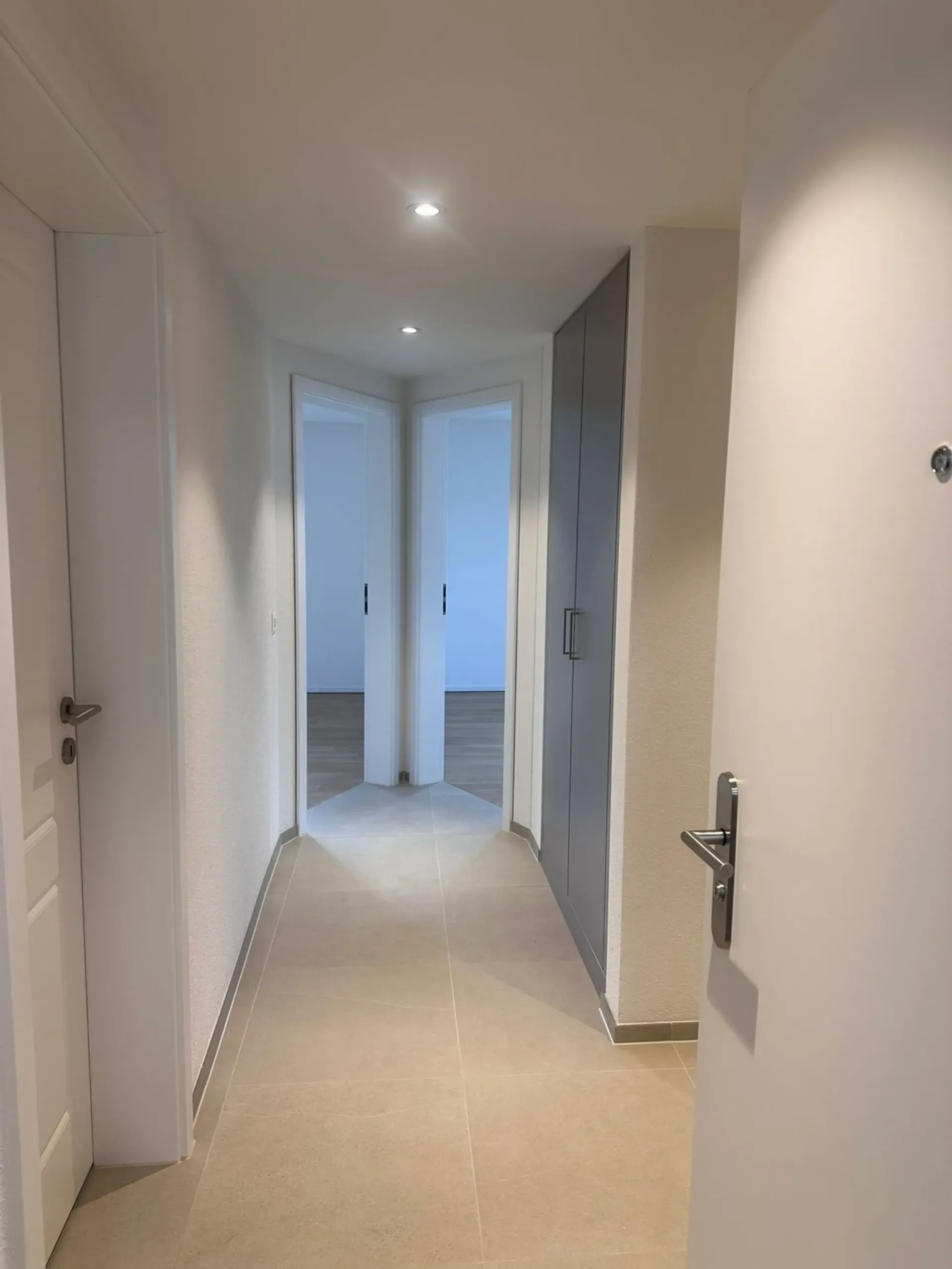 Appartamento di 3,5 locali ristrutturato in affitto a Dietikon!