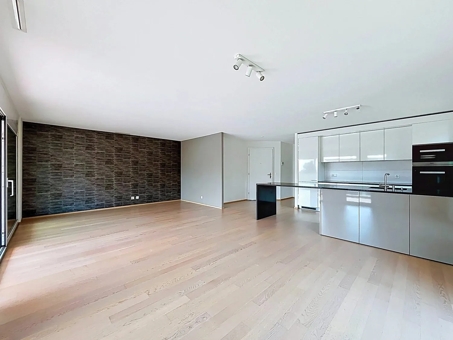Élégant 4,5 pcs de standing avec terrasse de 28 m²